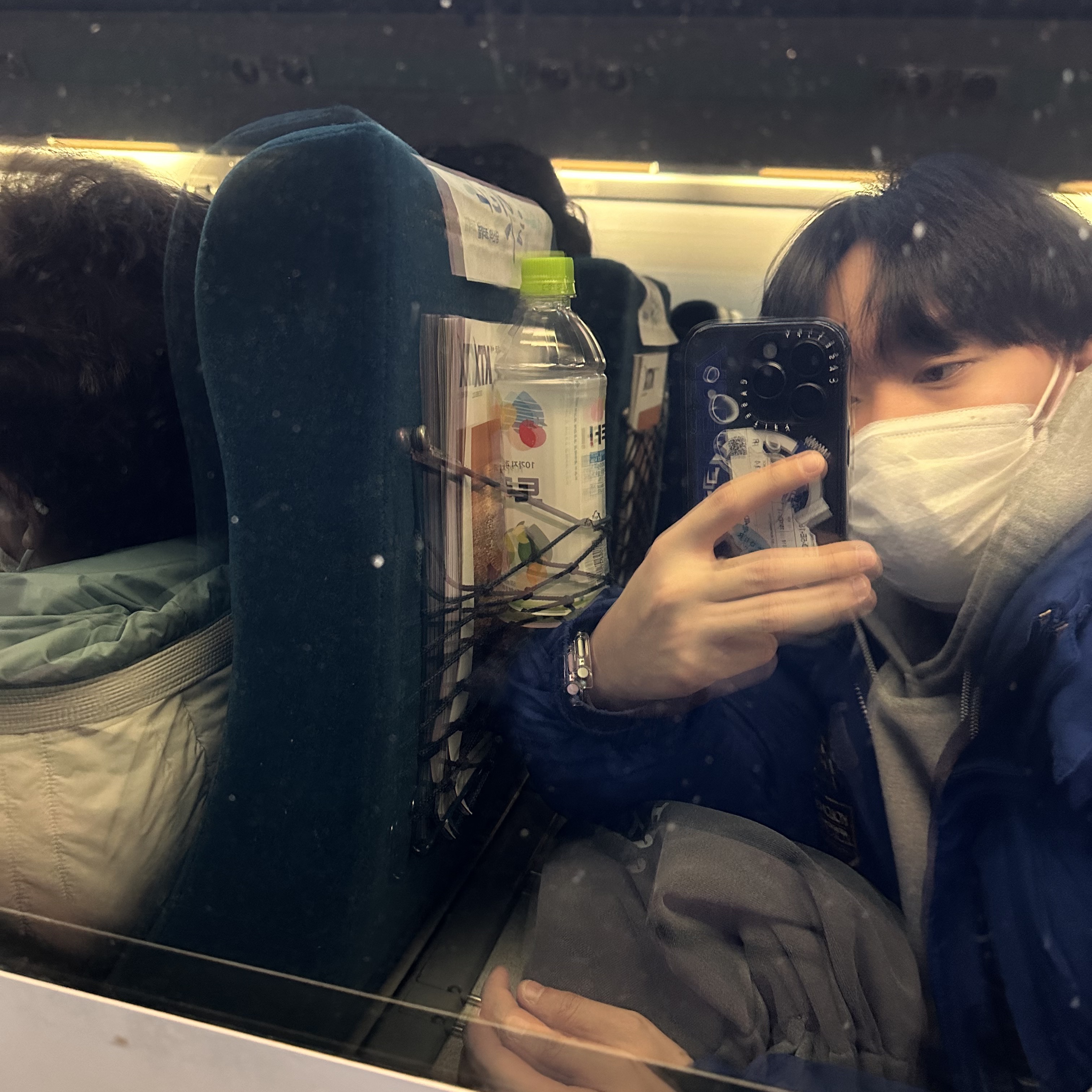 Casetify x Ader Error iPhone Sticker Magsafe Case Clear, Apple Watch Nike SE 44mm GPS Space Gray Aluminum Case with Nike Sport Band Anthracite Black (Korean Ver.) 착용 스타일