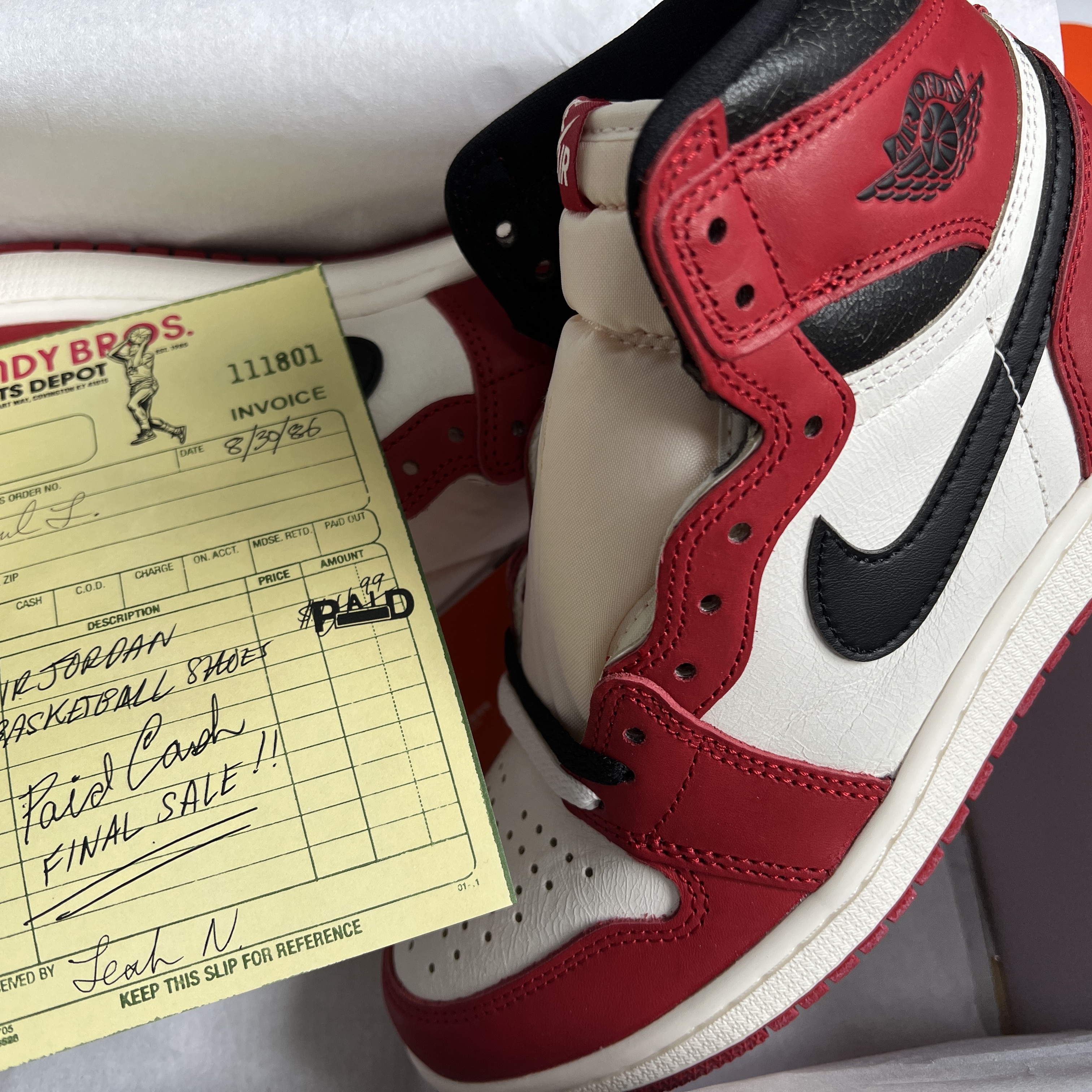 Jordan 1 Retro High OG Chicago 2022 착용 스타일 - 2