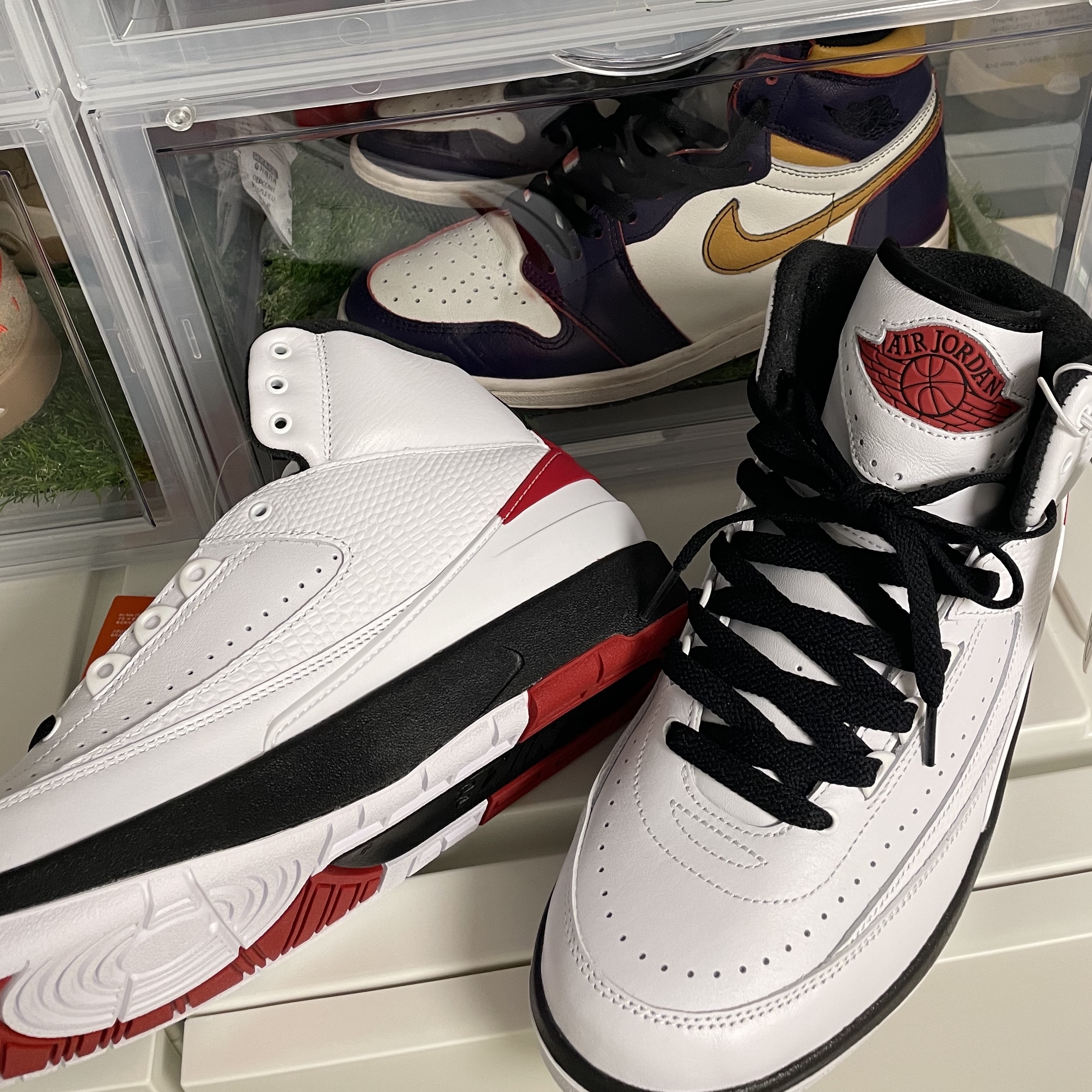Jordan 2 Retro OG Chicago 착용 스타일 - 3