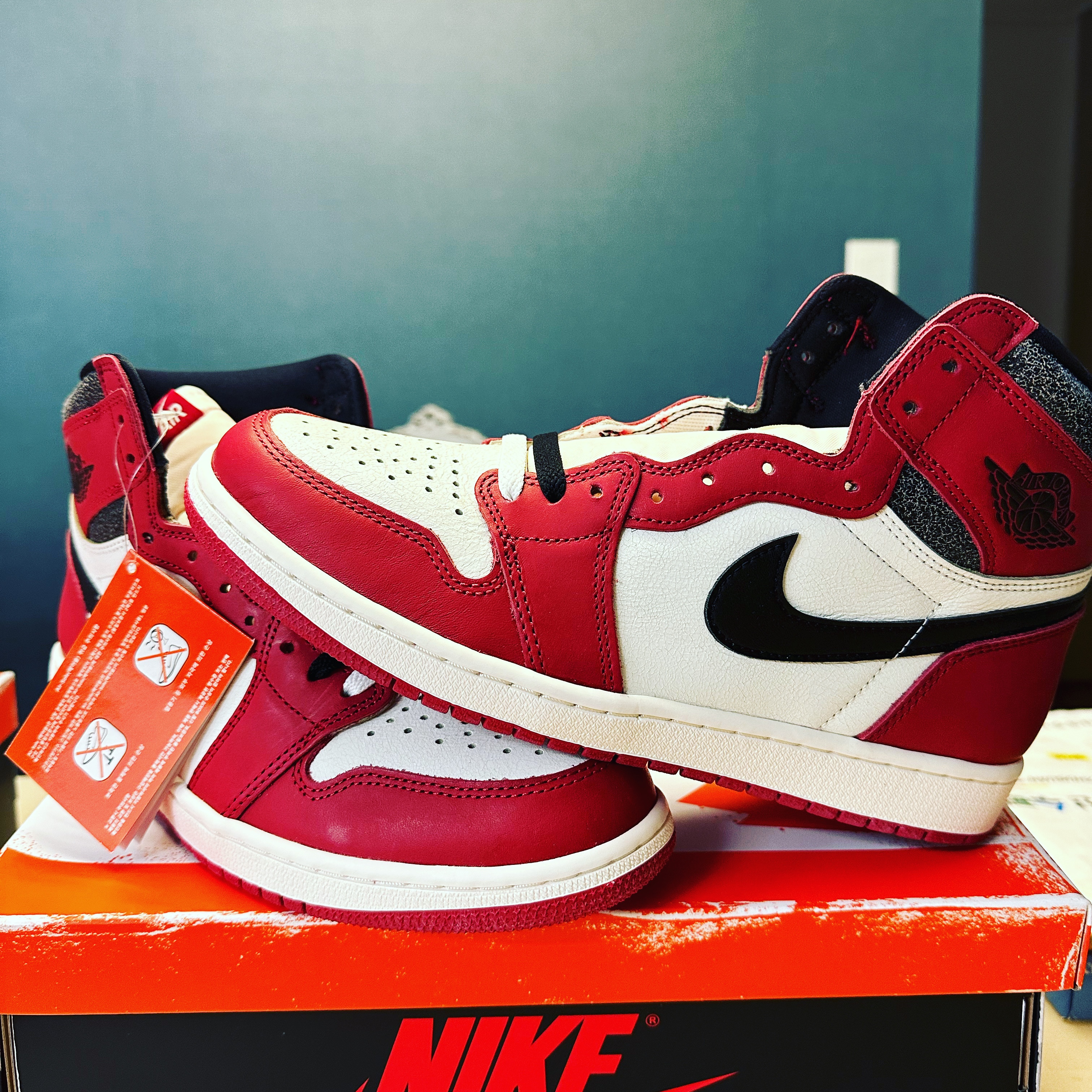 Jordan 1 Retro High OG Chicago 2022 착용 스타일 - 2