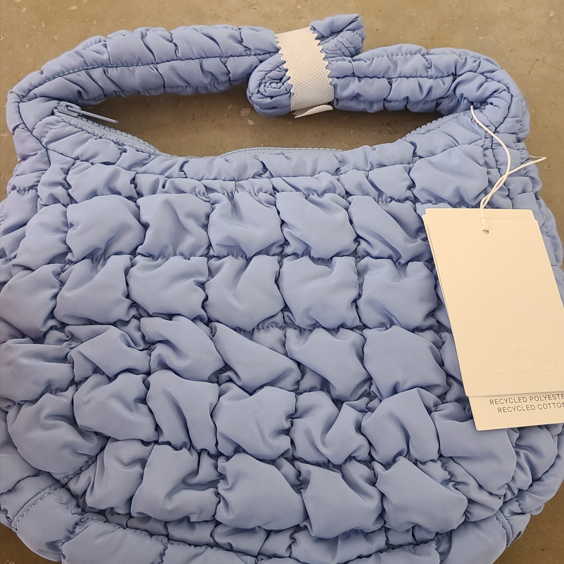 COS Quilted Mini Bag Light Blue 착용 스타일