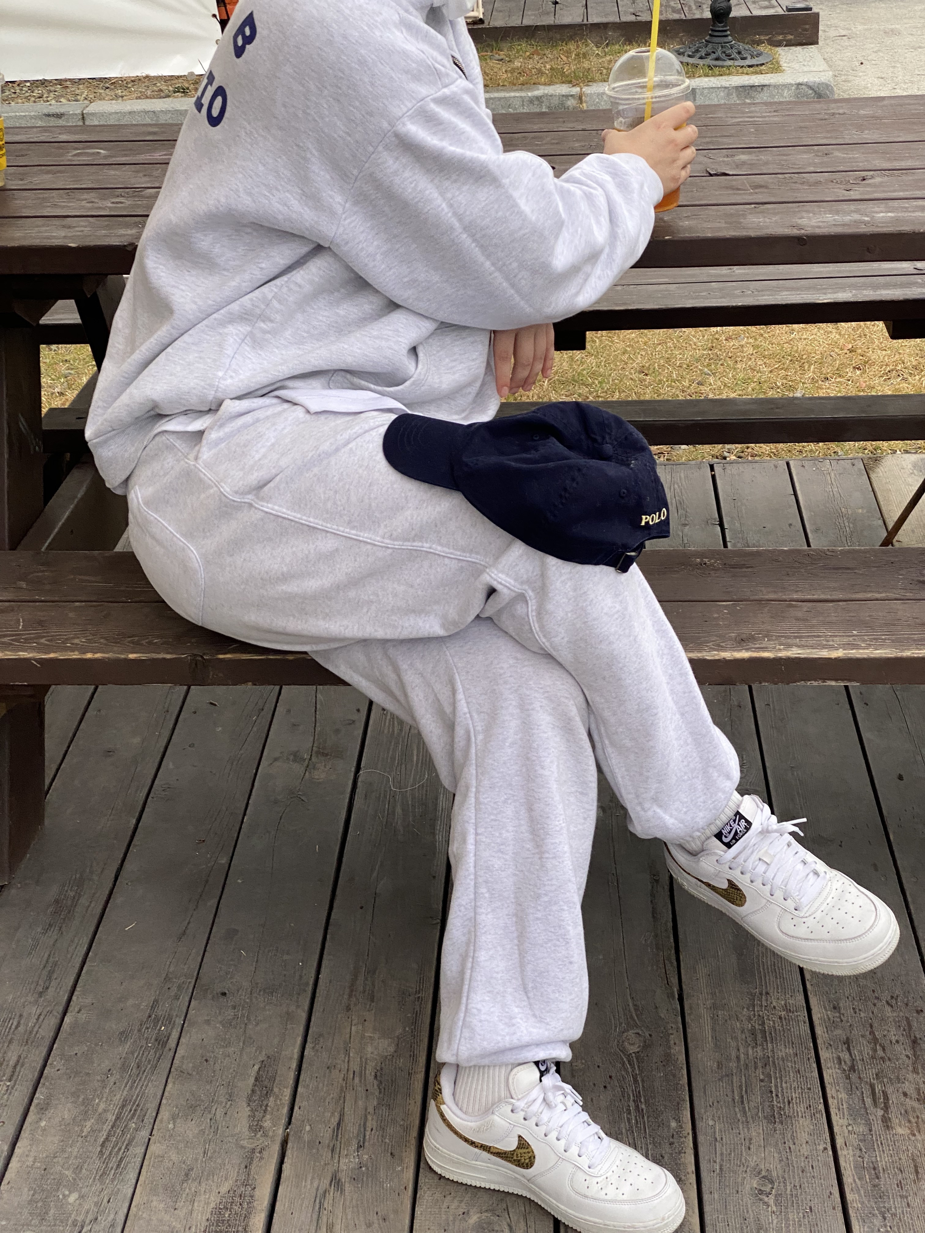 IAB Studio Half Zip Pullover Light Gray, Nike Air Force 1 Low Retro PRM QS Ivory Snake 2019 착용 스타일 - 1
