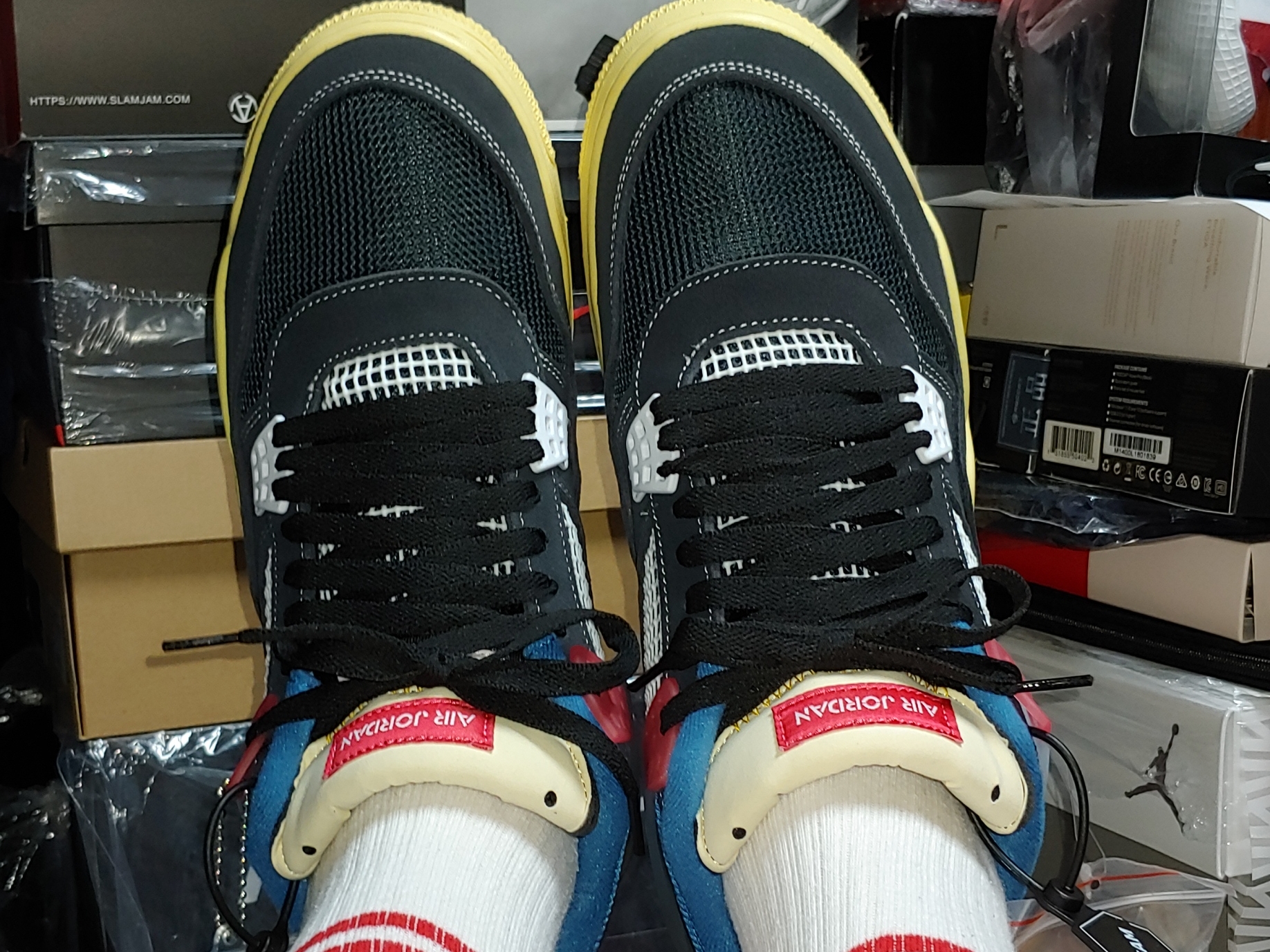 Jordan 4 x Union Retro Off Noir, Jordan 1 Retro High OG Chicago 2015 착용 스타일 - 4
