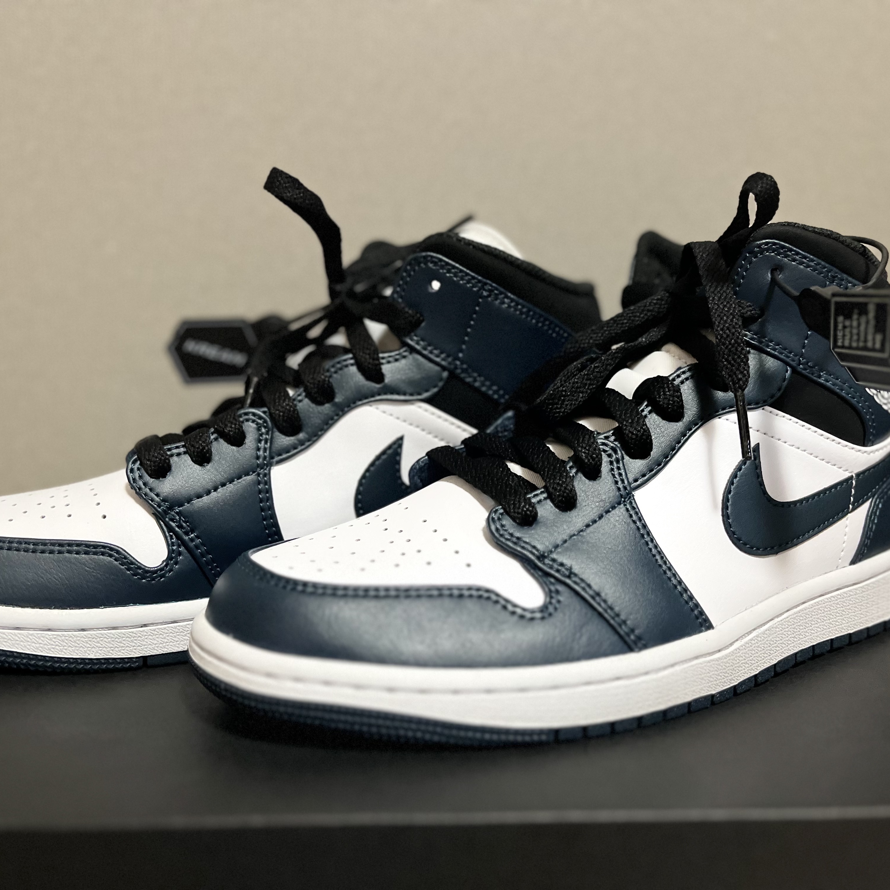 Jordan 1 Mid Dark Teal 착용 스타일 - 1