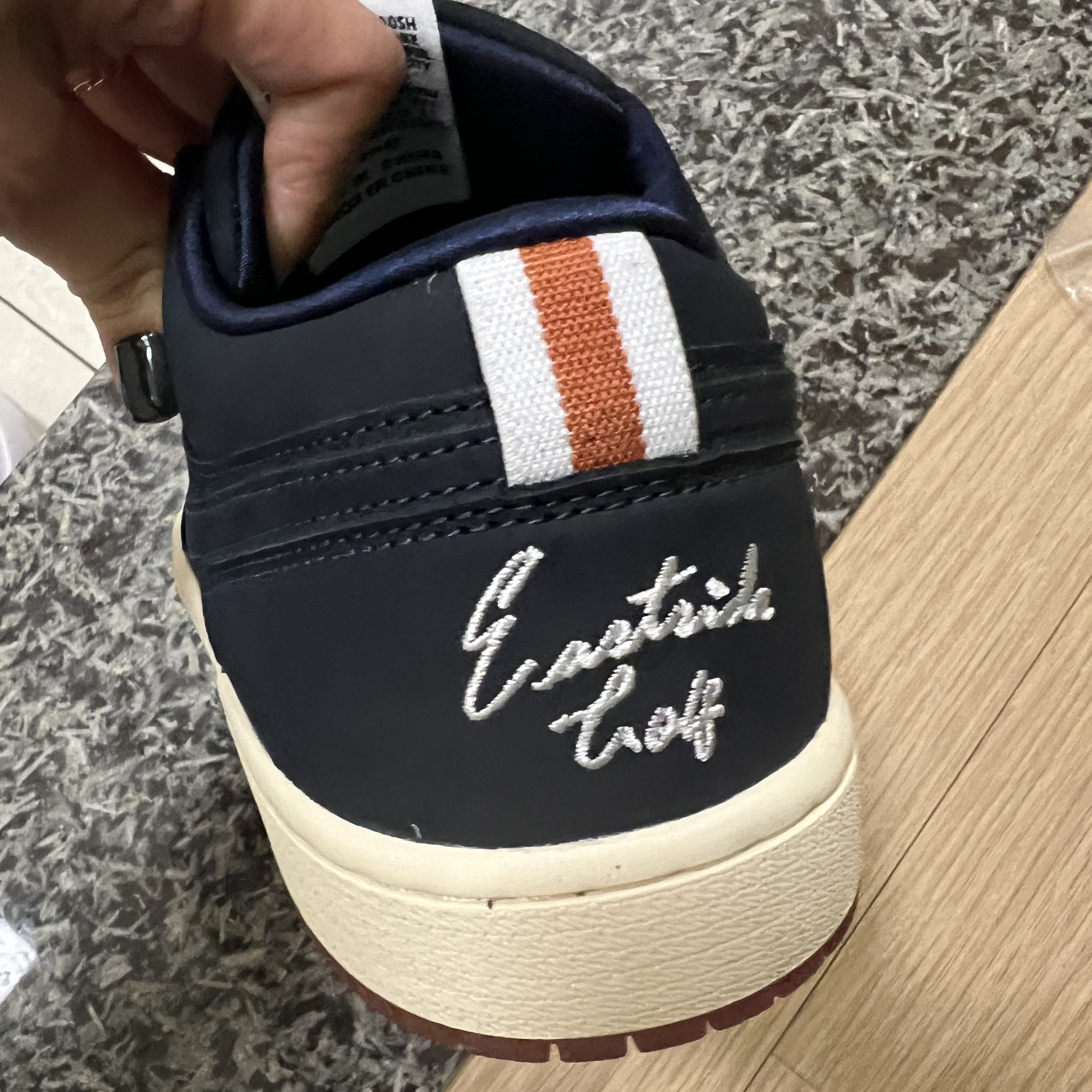 Jordan 1 x Eastside Golf Low Midnight Navy 착용 스타일 - 3