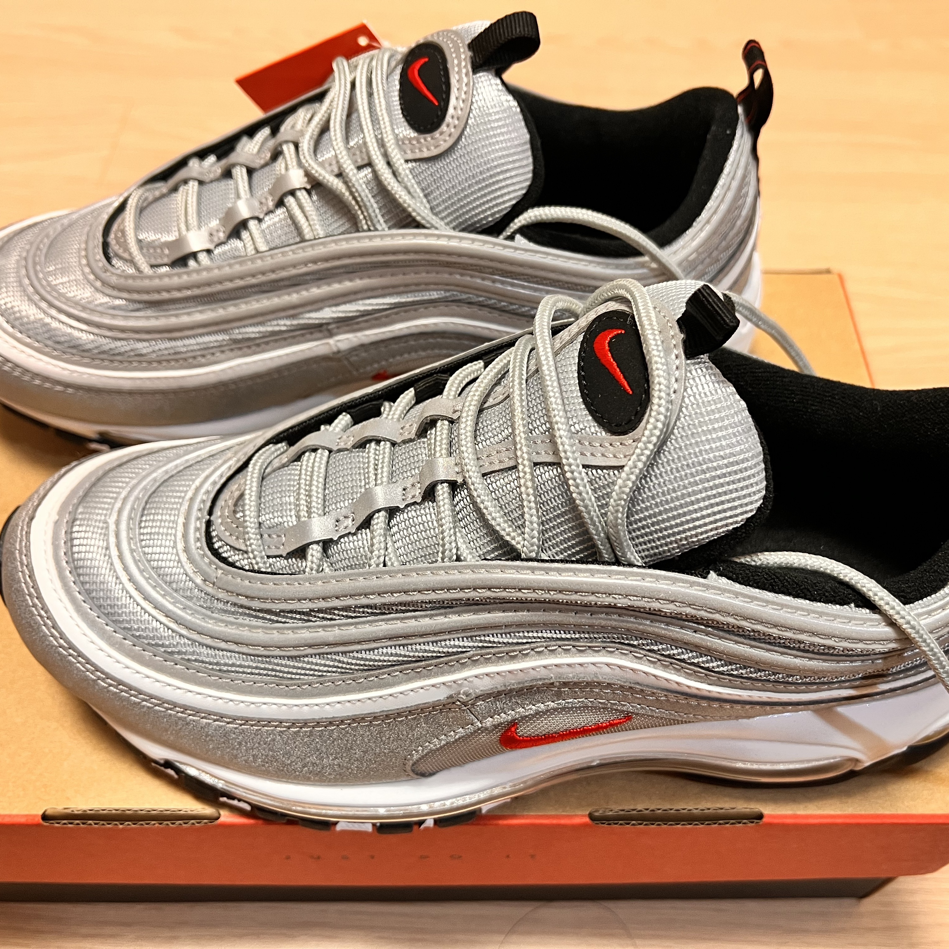 Nike Air Max 97 OG Silver Bullet 2022 착용 스타일