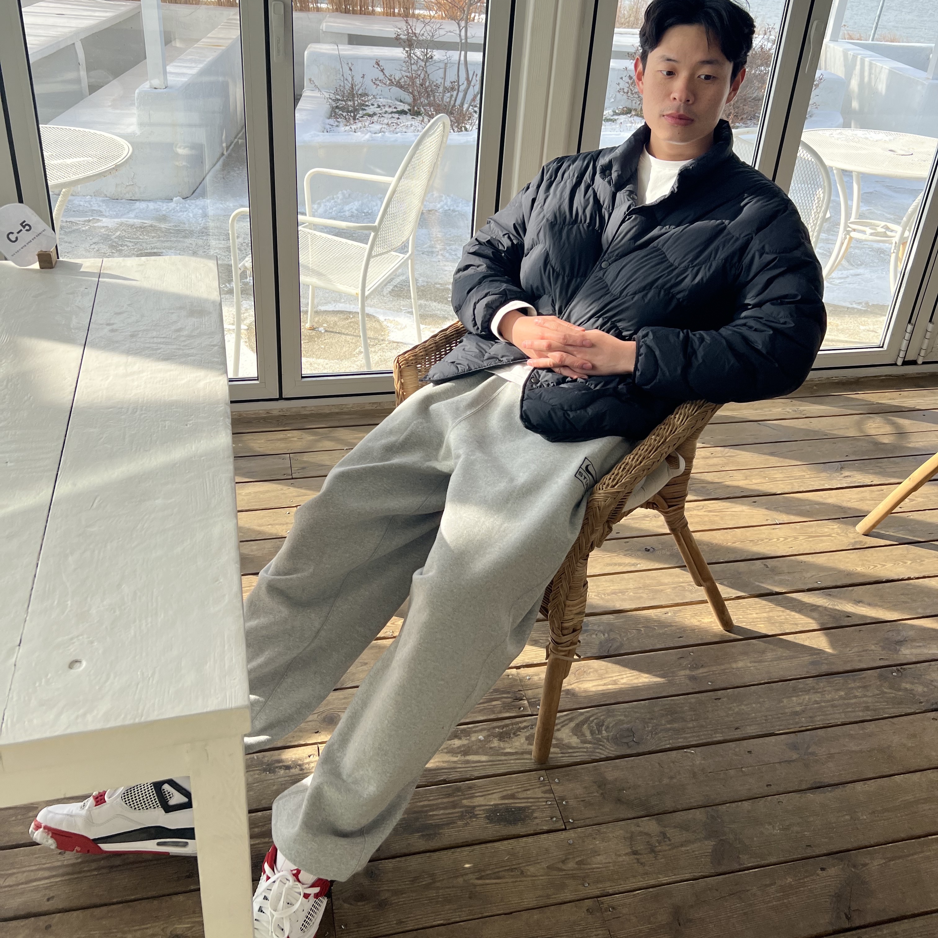 Jordan 4 Retro OG Fire Red 2020, Nike x Stussy NRG RA Fleece Pants Dark Grey Heather (DJ9490-063) 착용 스타일