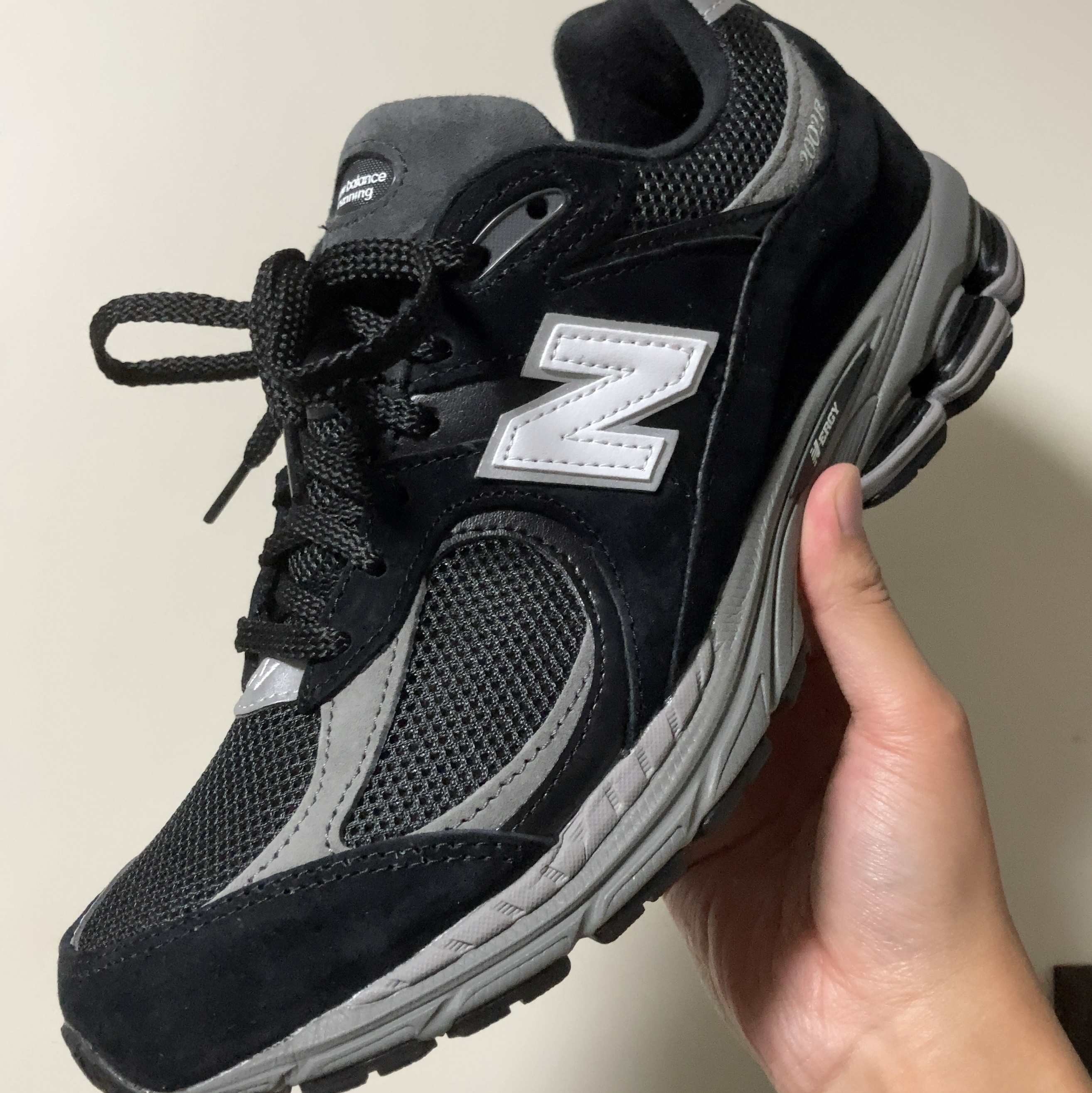 New Balance 2002R Black Dark Grey - JD Sports Exclusive 착용 스타일