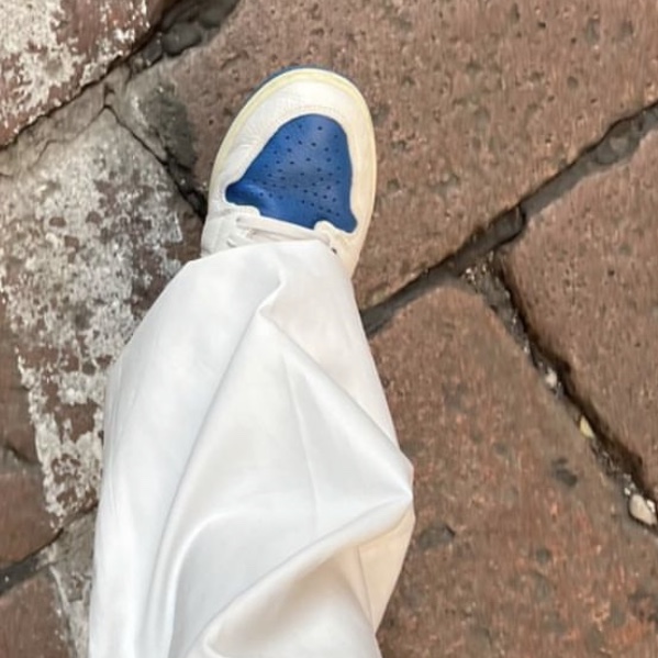 Jordan 1 x Travis Scott x Fragment Retro High OG SP Military Blue 착용 스타일