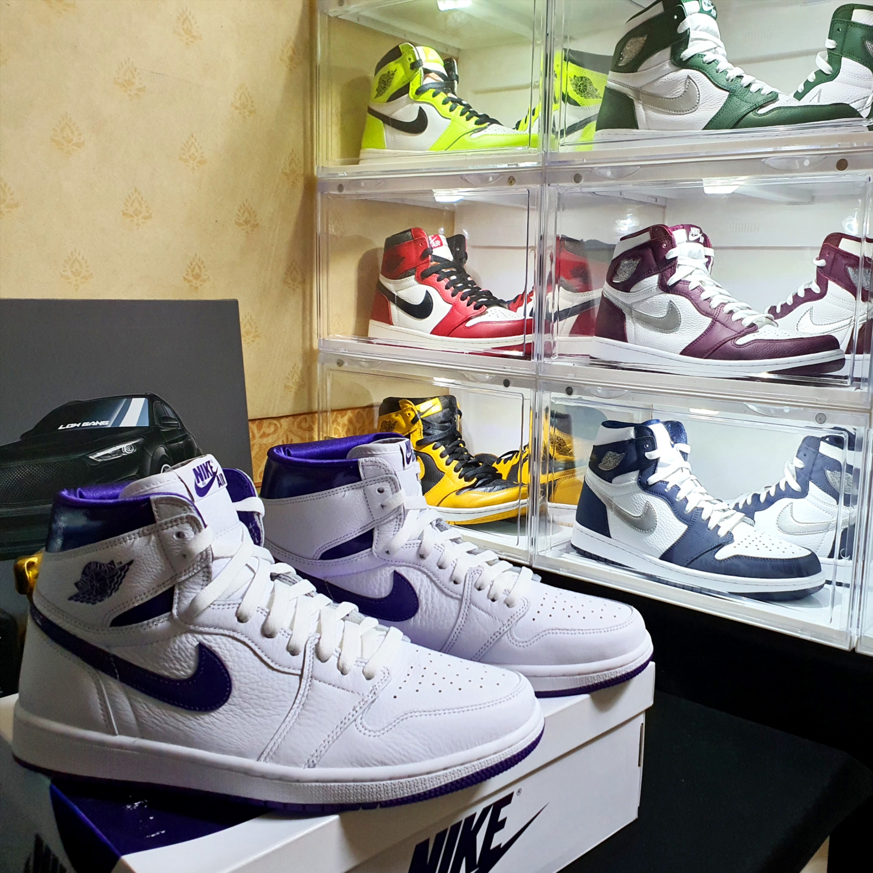 (W) Jordan 1 High OG Court Purple, Jordan 1 Retro High OG Pollen 착용 스타일 - 1