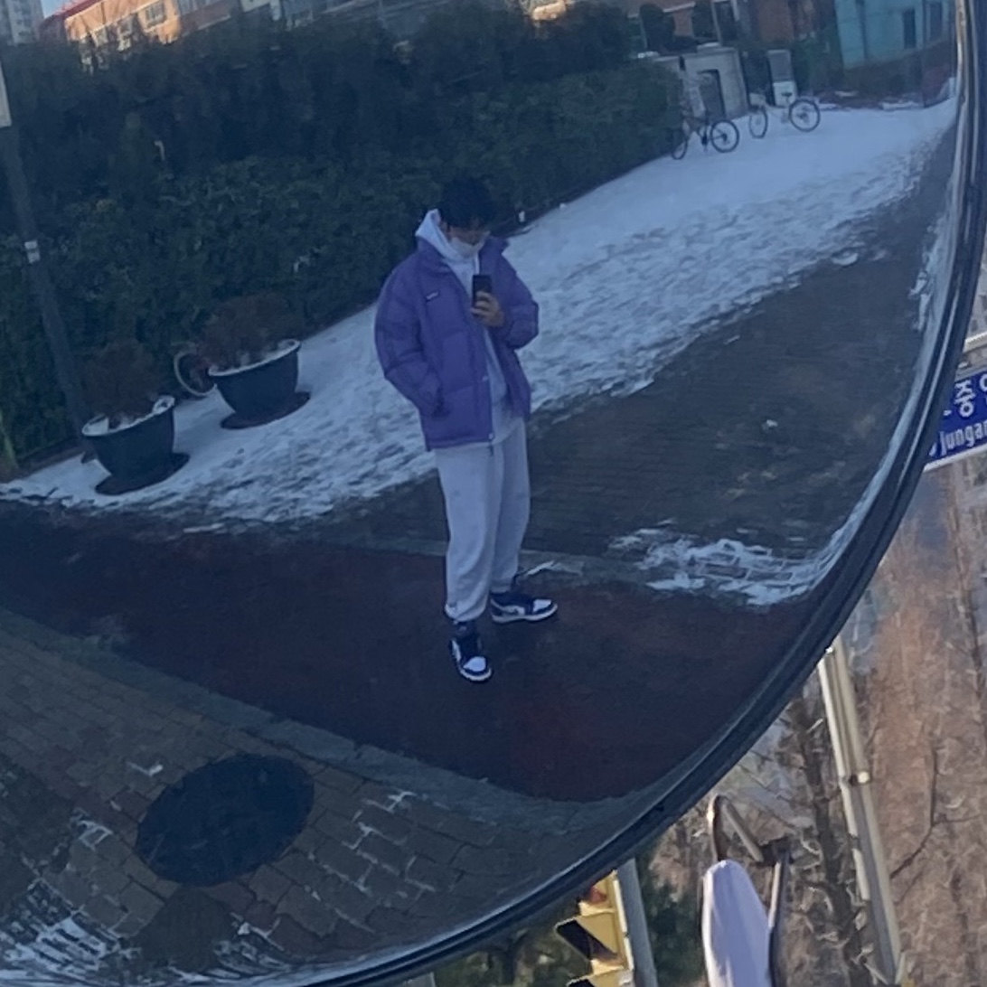 Jordan 1 Zoom Air CMFT Dark Iris 착용 스타일