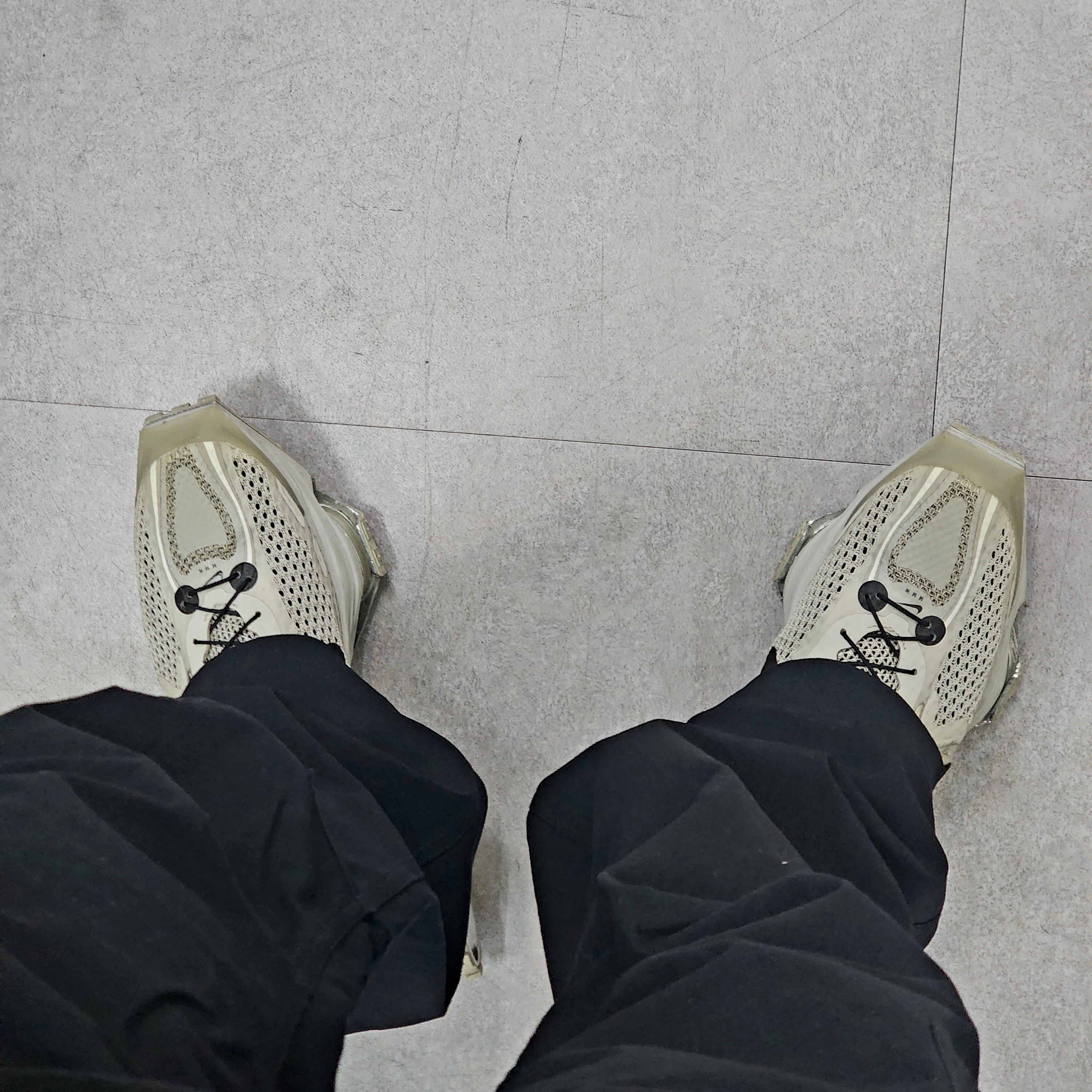 Nike x Matthew M Williams Zoom 004 Stone 착용 스타일