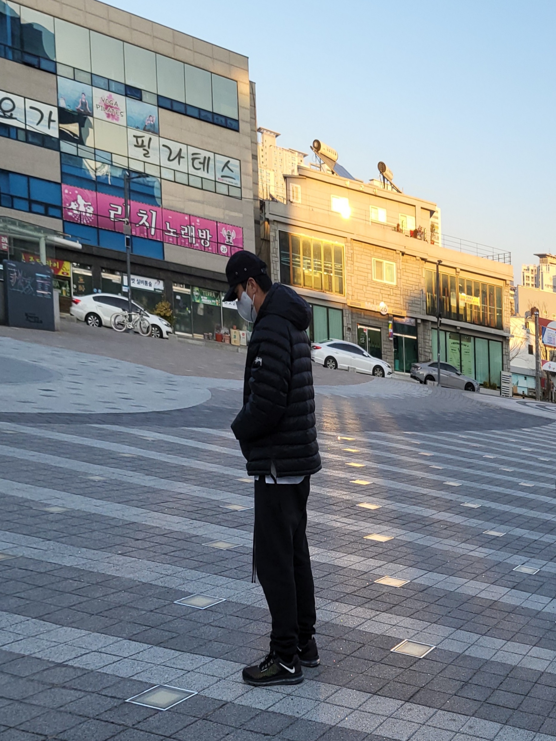 Nike x Stussy Air Max 2013 Black, Nike x Stussy Insultd Jacket Black - US/EU 착용 스타일