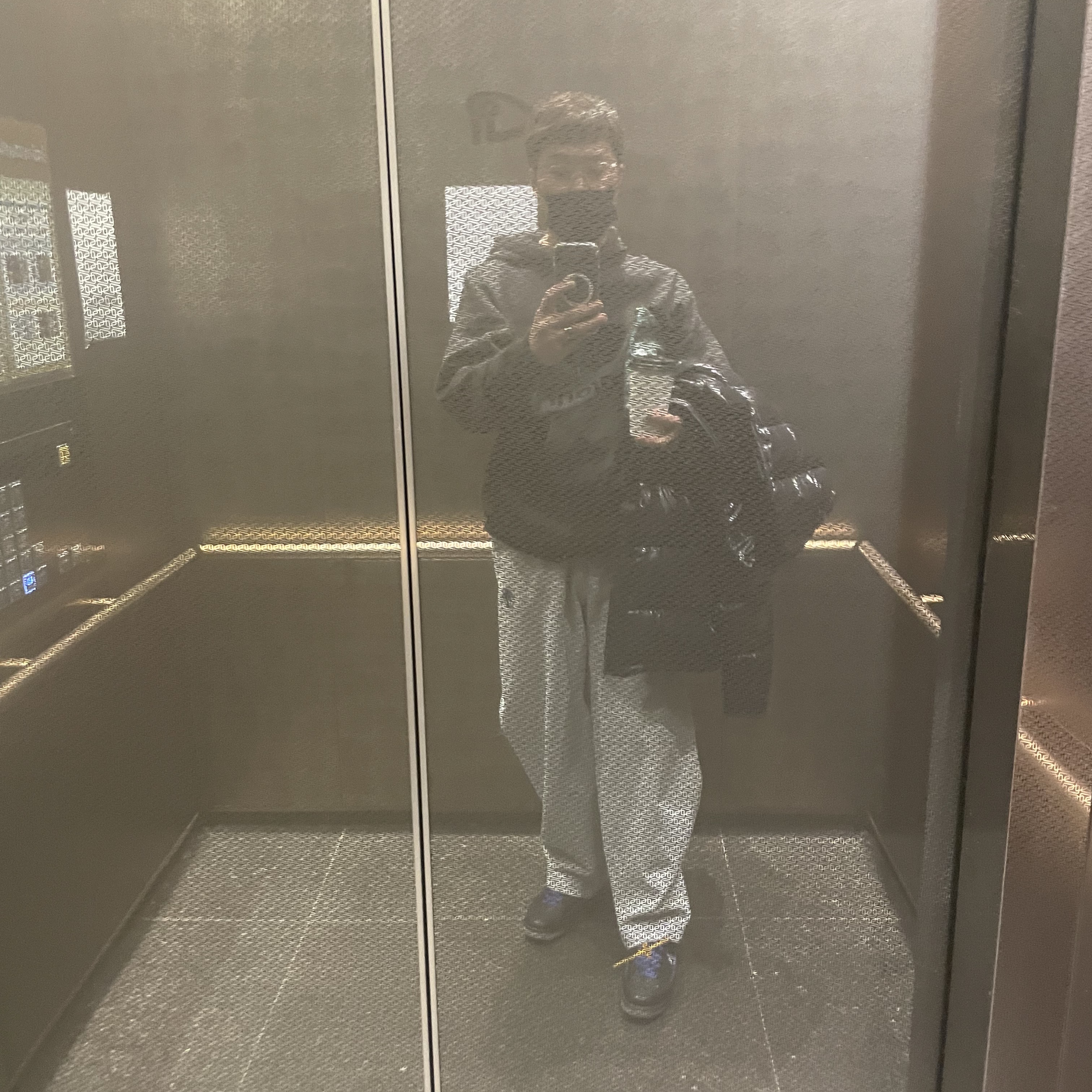 Zara x Ader Error Jogger Pants Grey, Jordan 2 x Off-White Retro Low SP Black and Varsity Royal 착용 스타일