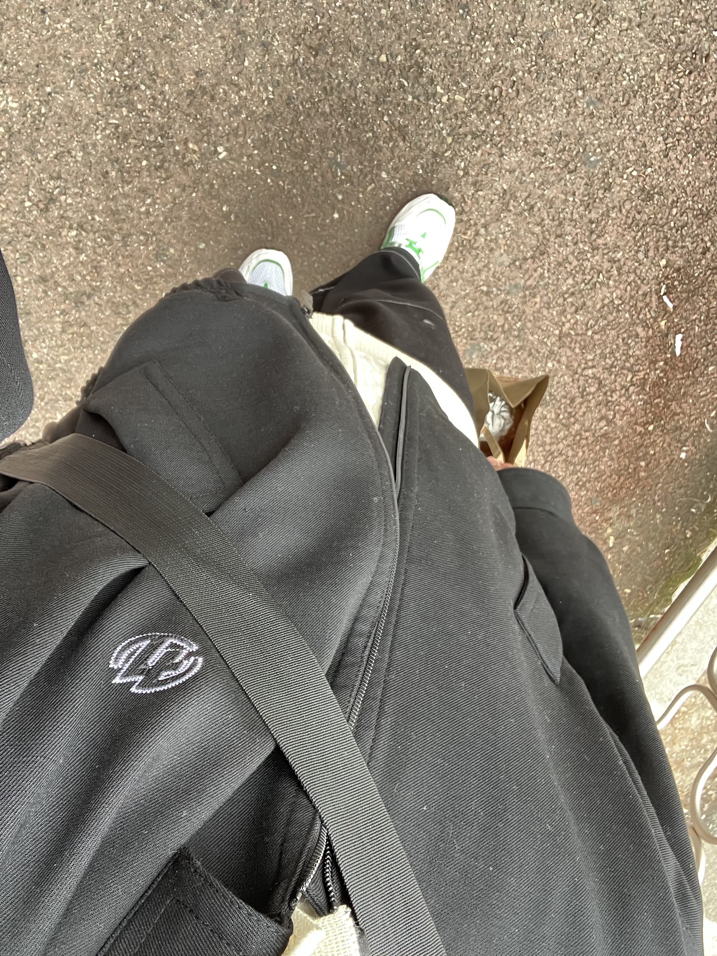 Zara x Ader Error Oversize Collar Bomber Jacket Black, Asics Gel-1090 White Green 착용 스타일