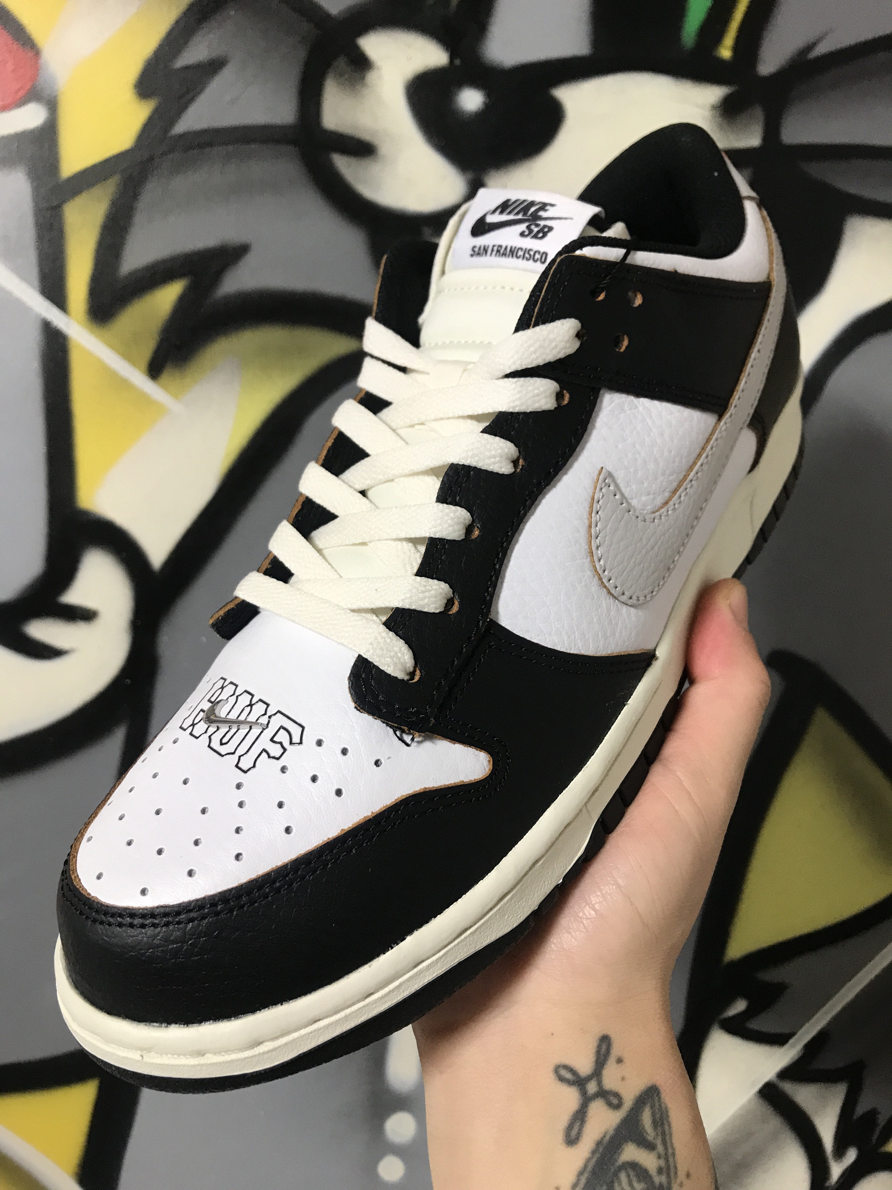 Nike x HUF SB Dunk Low San Francisco 착용 스타일 - 1