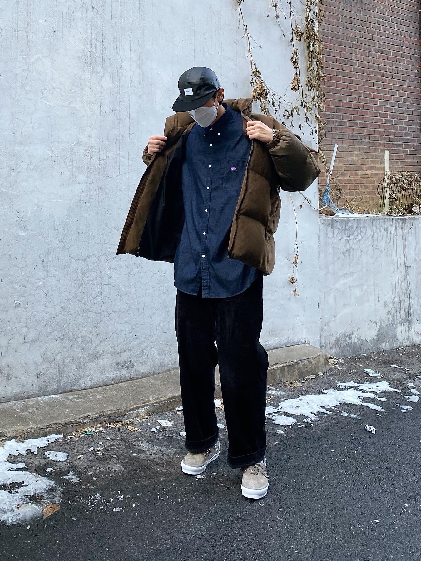 Vans Vault x WTAPS OG Era LX Bones Coyote 착용 스타일 - 4