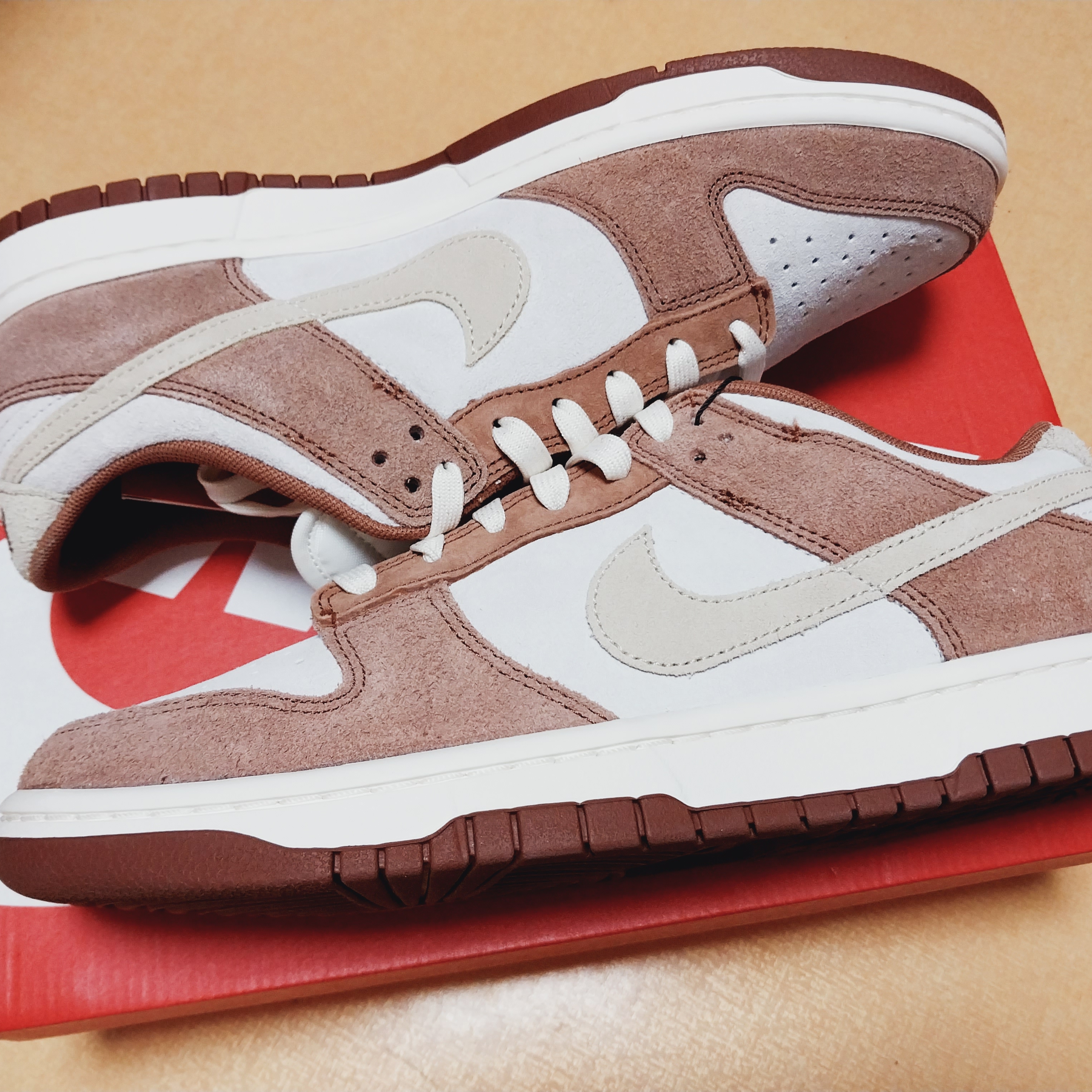 Nike Dunk Low Pro Premium Medium Curry 착용 스타일