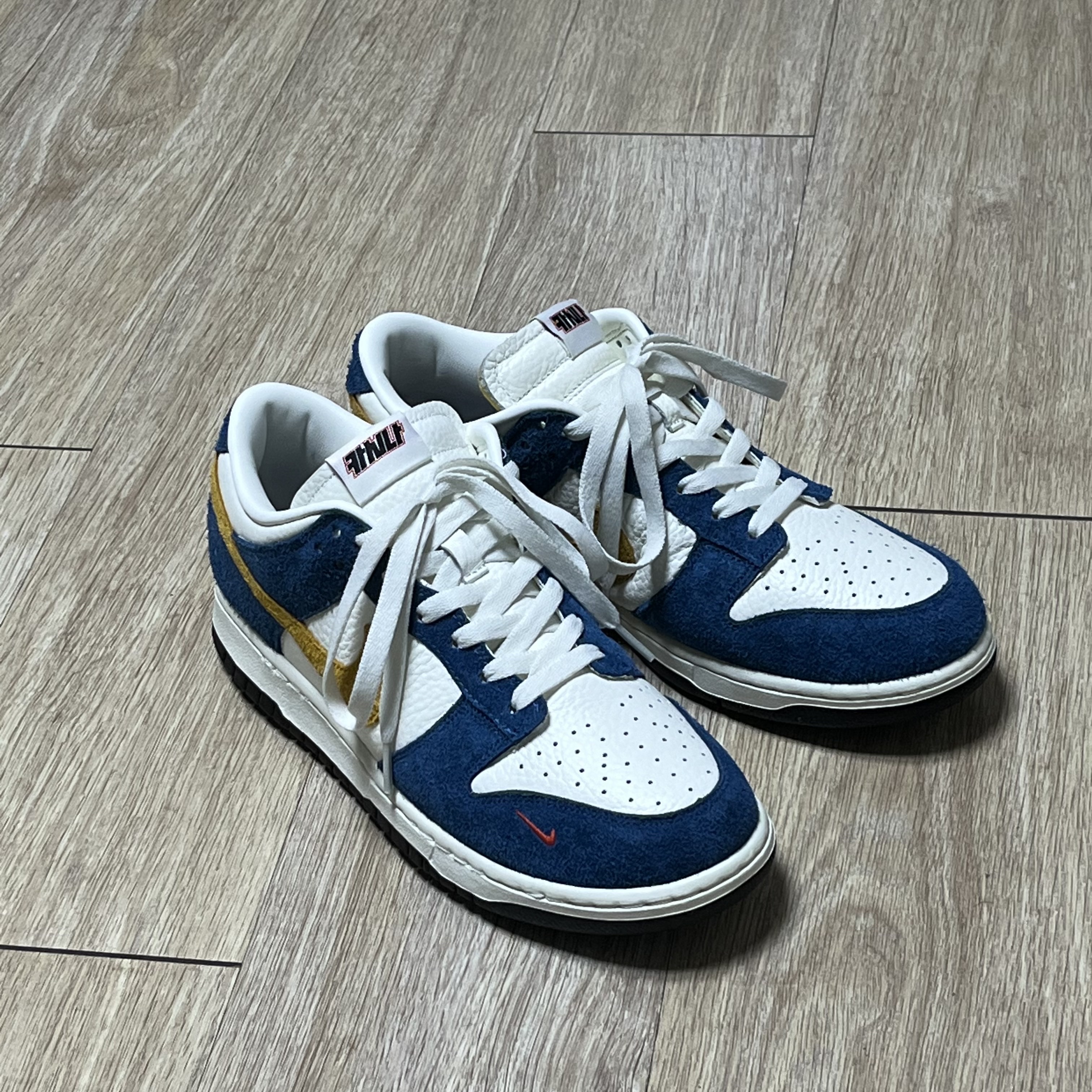 Nike x Kasina Dunk Low 80's Bus 착용 스타일