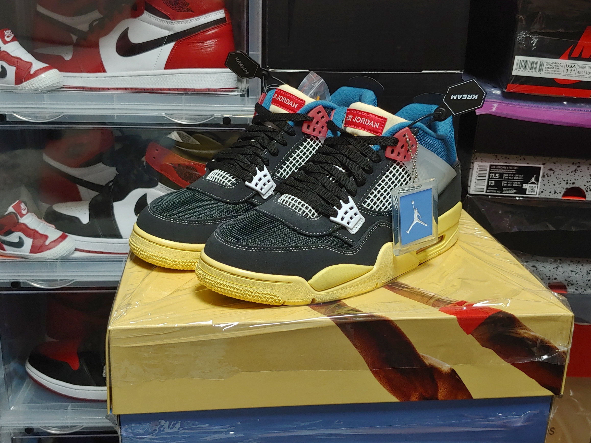 Jordan 4 x Union Retro Off Noir, Jordan 1 Retro High OG Chicago 2015 착용 스타일 - 1