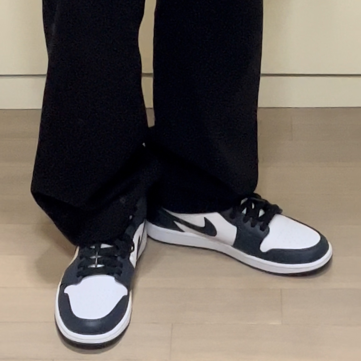 Jordan 1 Mid Dark Teal 착용 스타일 - 2