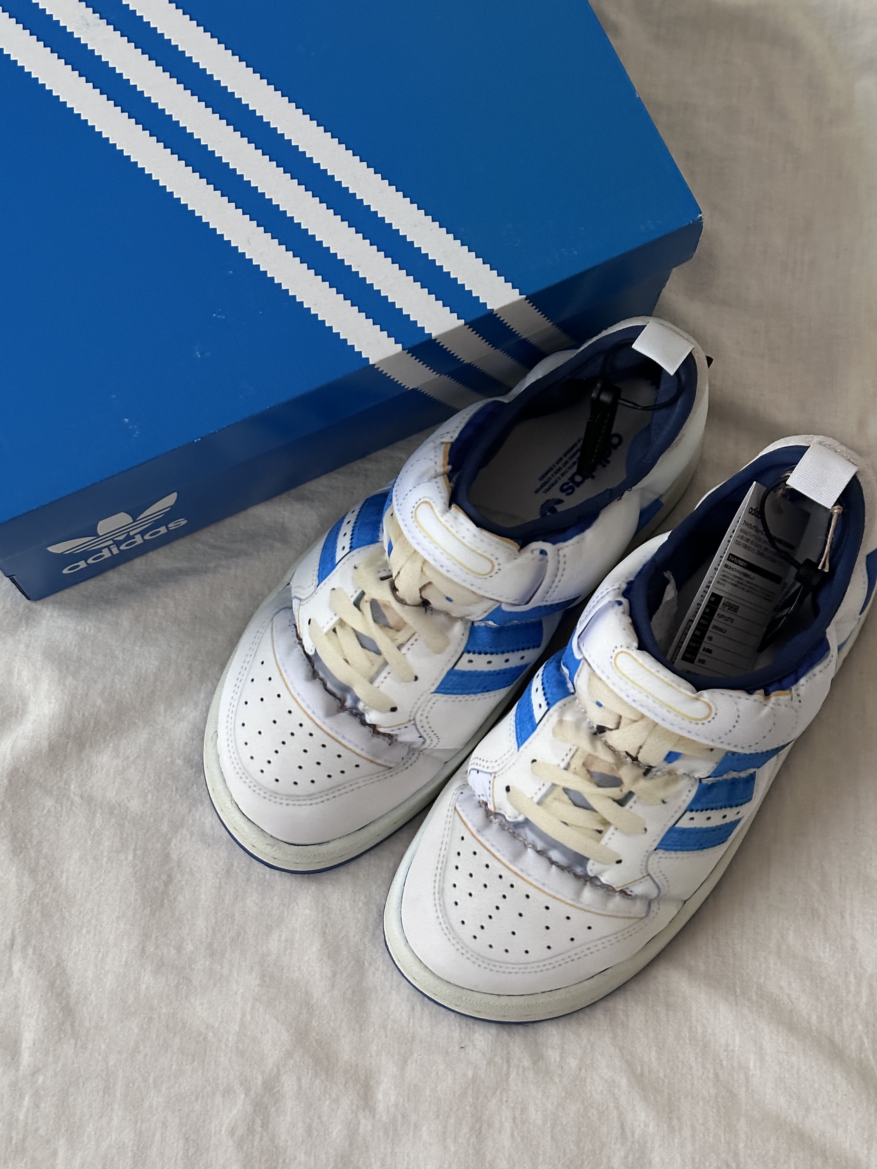 Adidas Puffylette Forum 84 Cloud White, Diesel Polygiene Viraloff Rolf Real Down Vest Black 착용 스타일 - 5