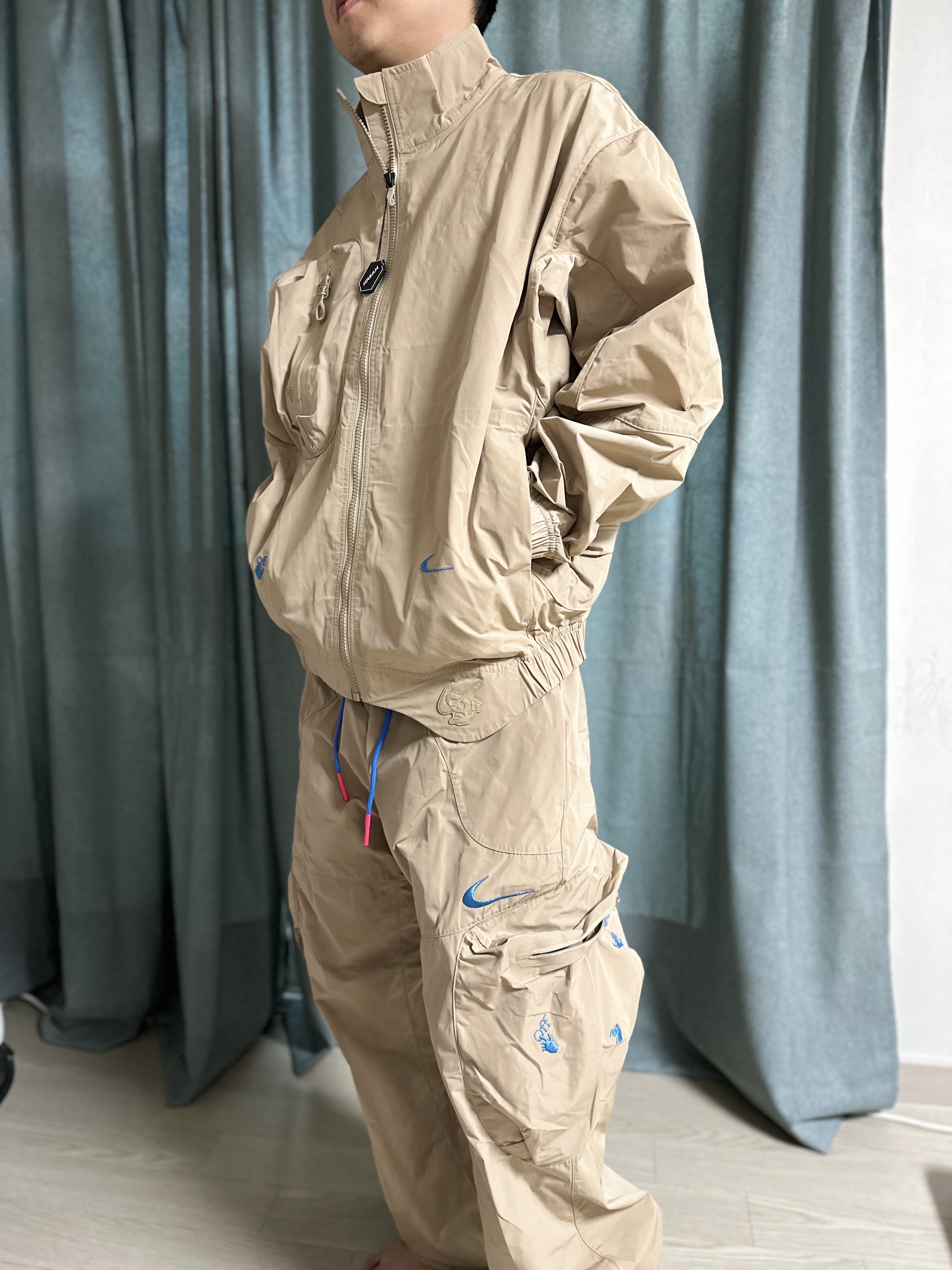 Nike x Off-White NRG Track Suit Khaki - Asia 착용 스타일 - 1