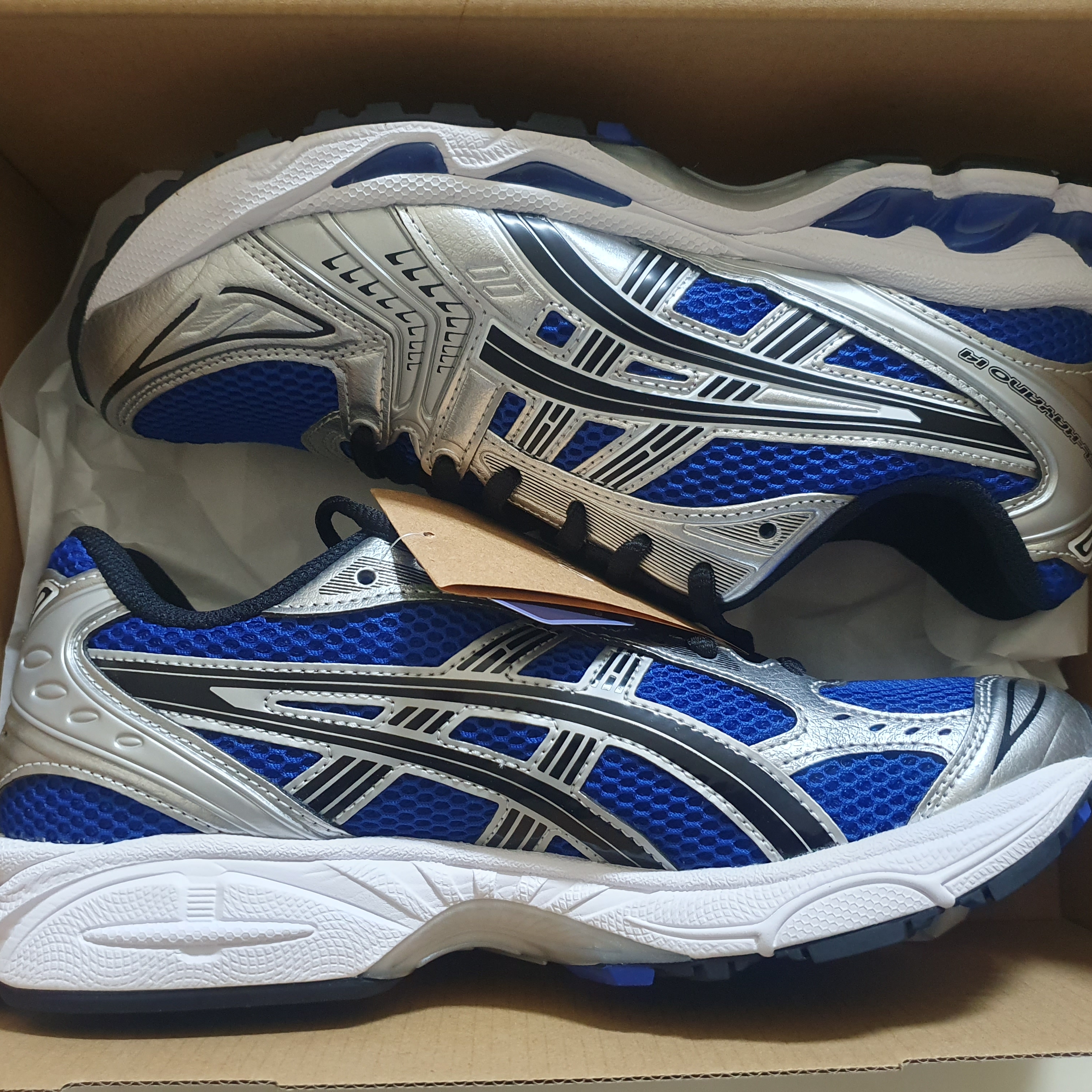 Asics Gel-Kayano 14 Monaco Blue Black 착용 스타일
