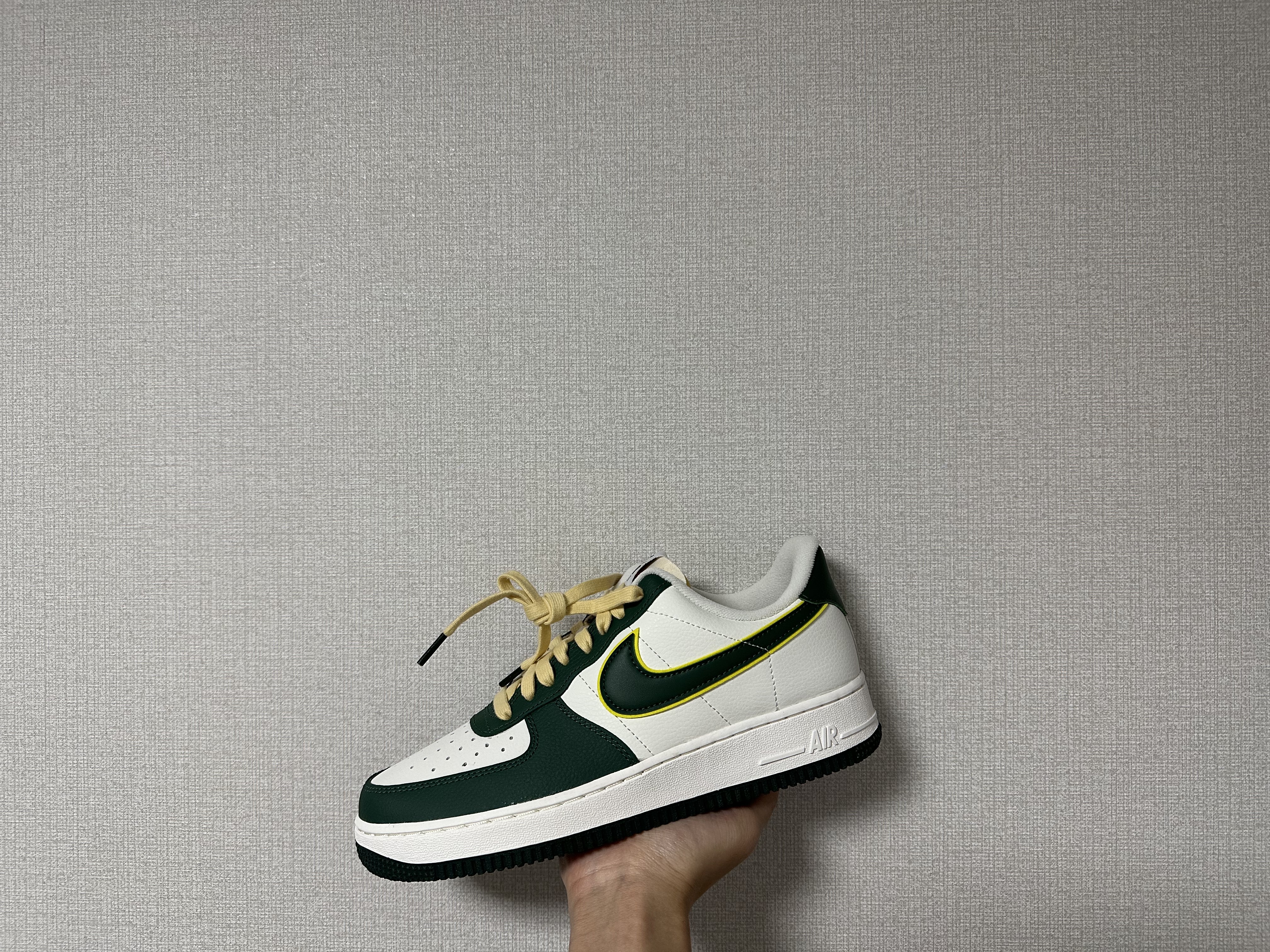 Nike Court Vision Low Green Sail, Nike Air Force 1 '07 LV8 Sail Noble Green 착용 스타일 - 2