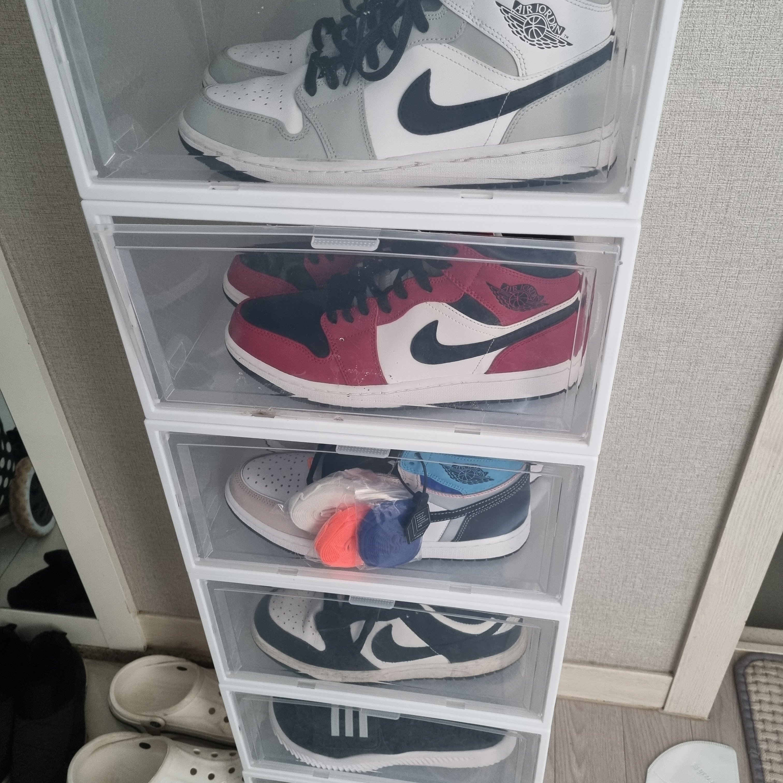 (W) Jordan 1 Mid Grey Fog, Jordan 1 Mid Chicago Black Toe 착용 스타일