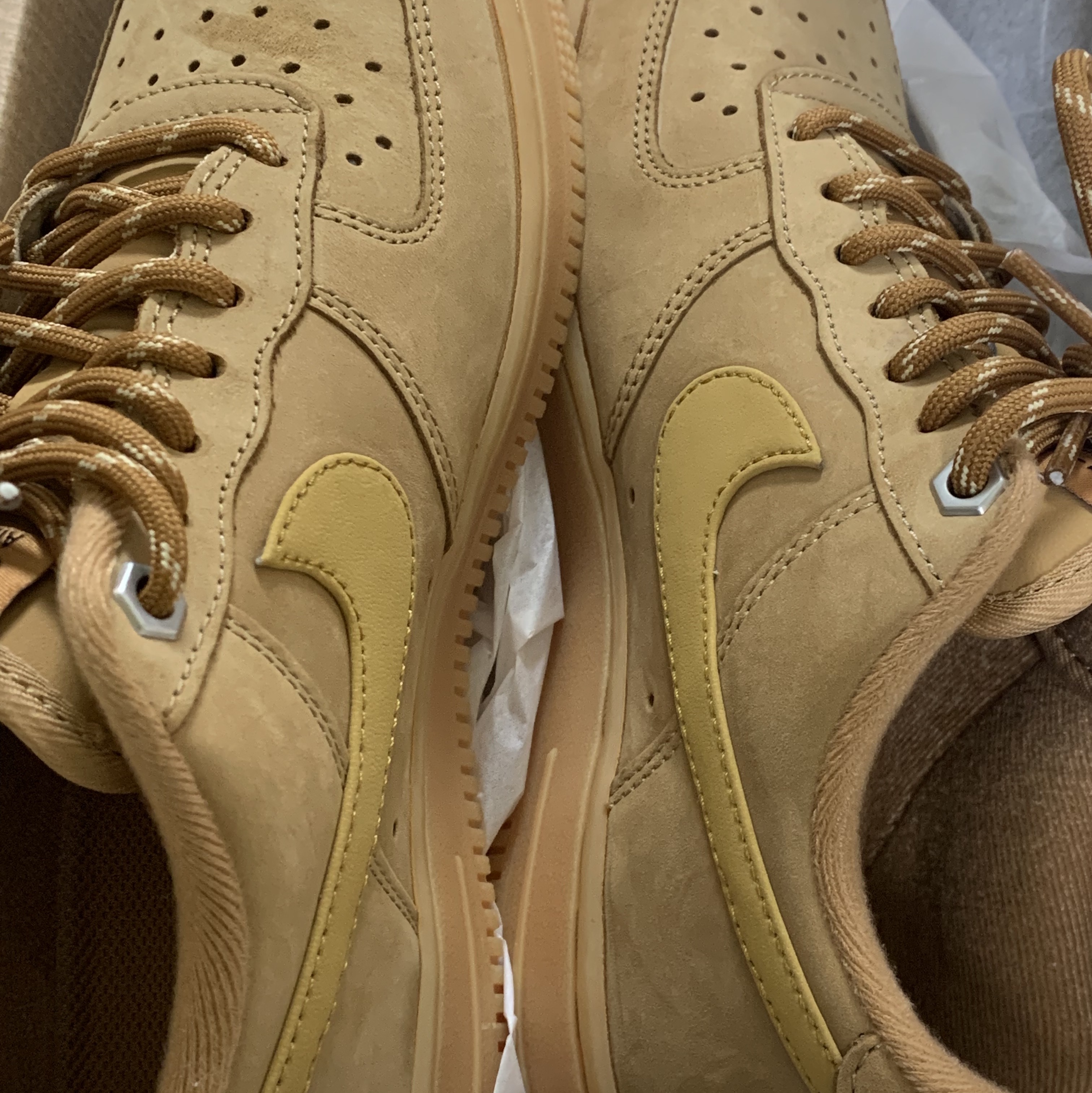 Nike Air Force 1 '07 WB Flax 착용 스타일