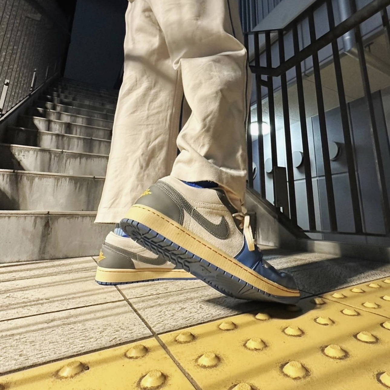 Jordan 1 Low SE Tokyo 96 착용 스타일 - 5