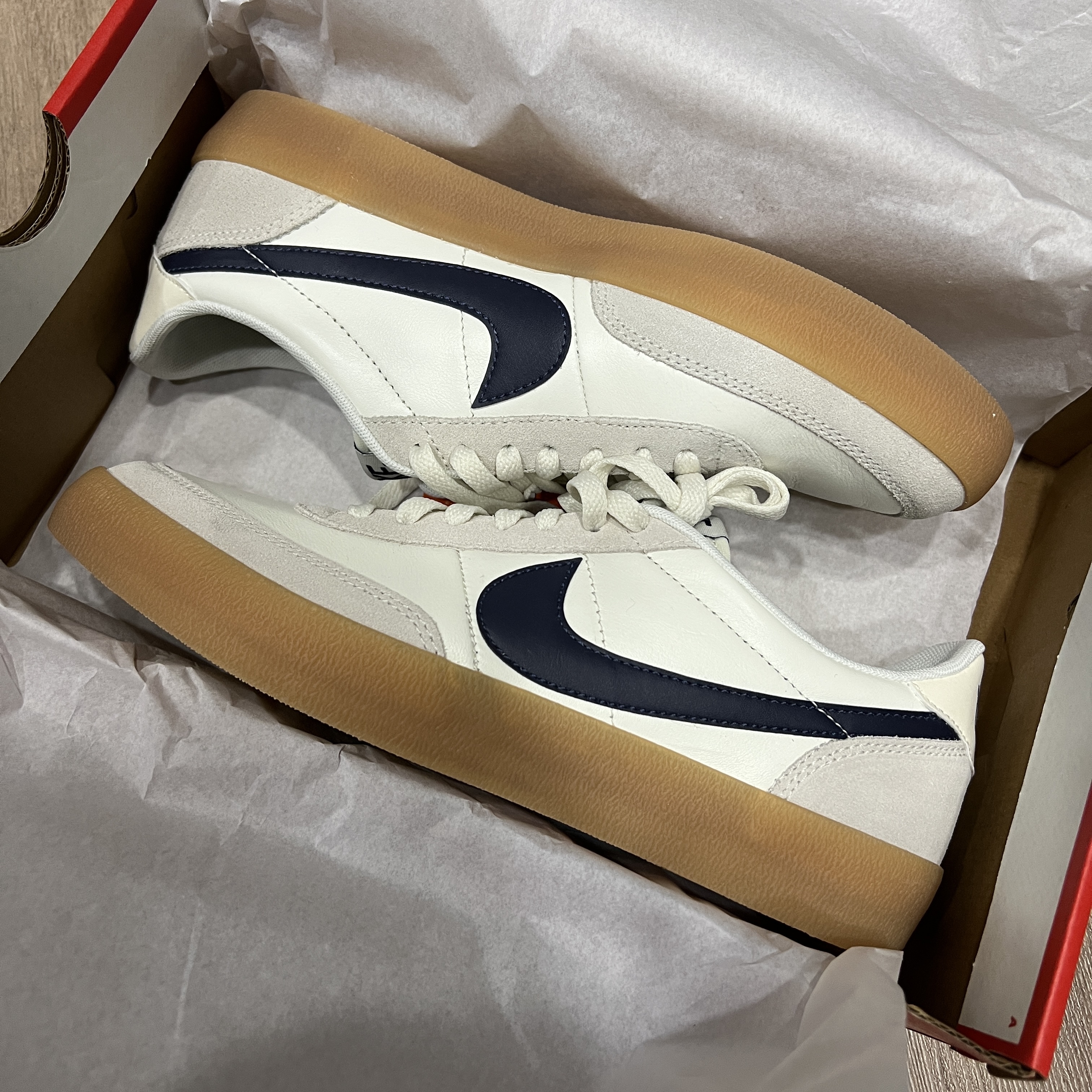 Nike x J.Crew Killshot 2 Sail Midnight Navy 착용 스타일