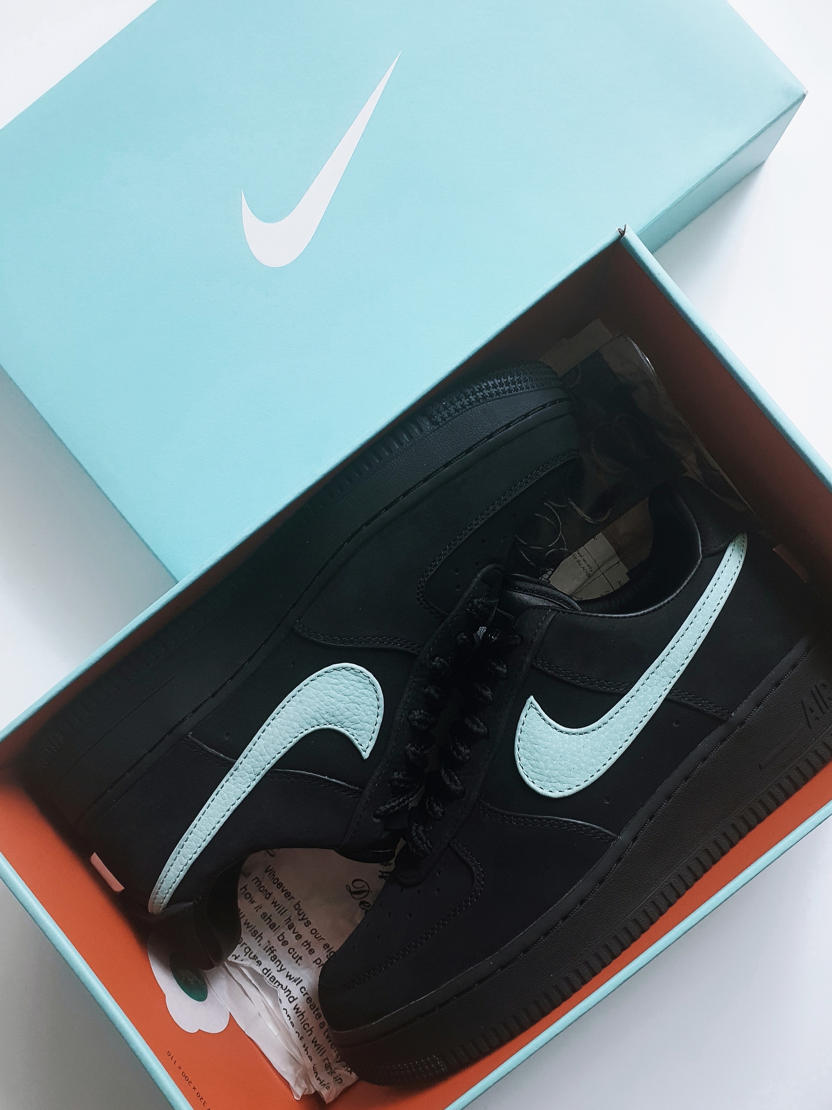 Nike x Tiffany & Co. Air Force 1 Low SP 1837 착용 스타일