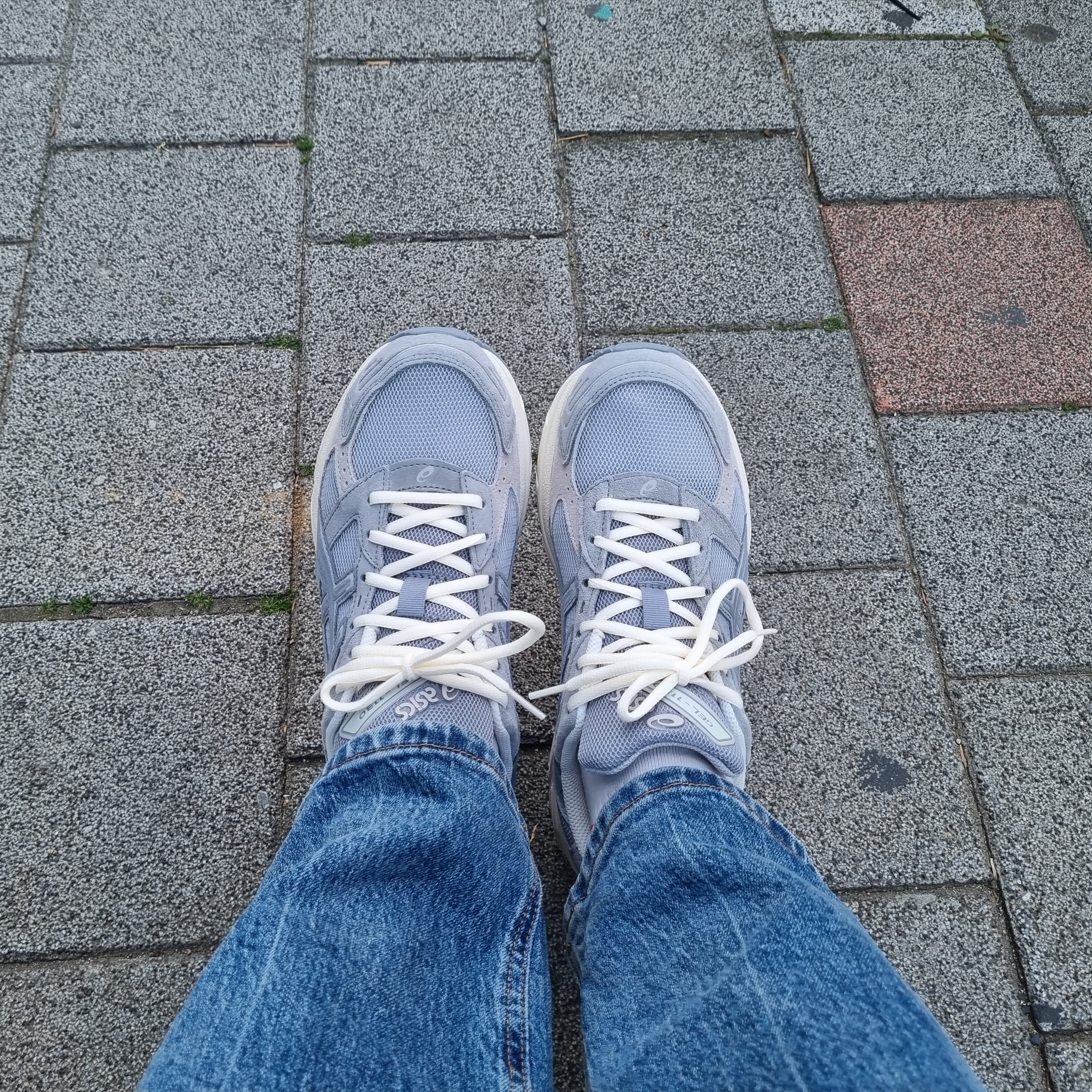 Asics Gel-1130 Piedmont Grey 착용 스타일