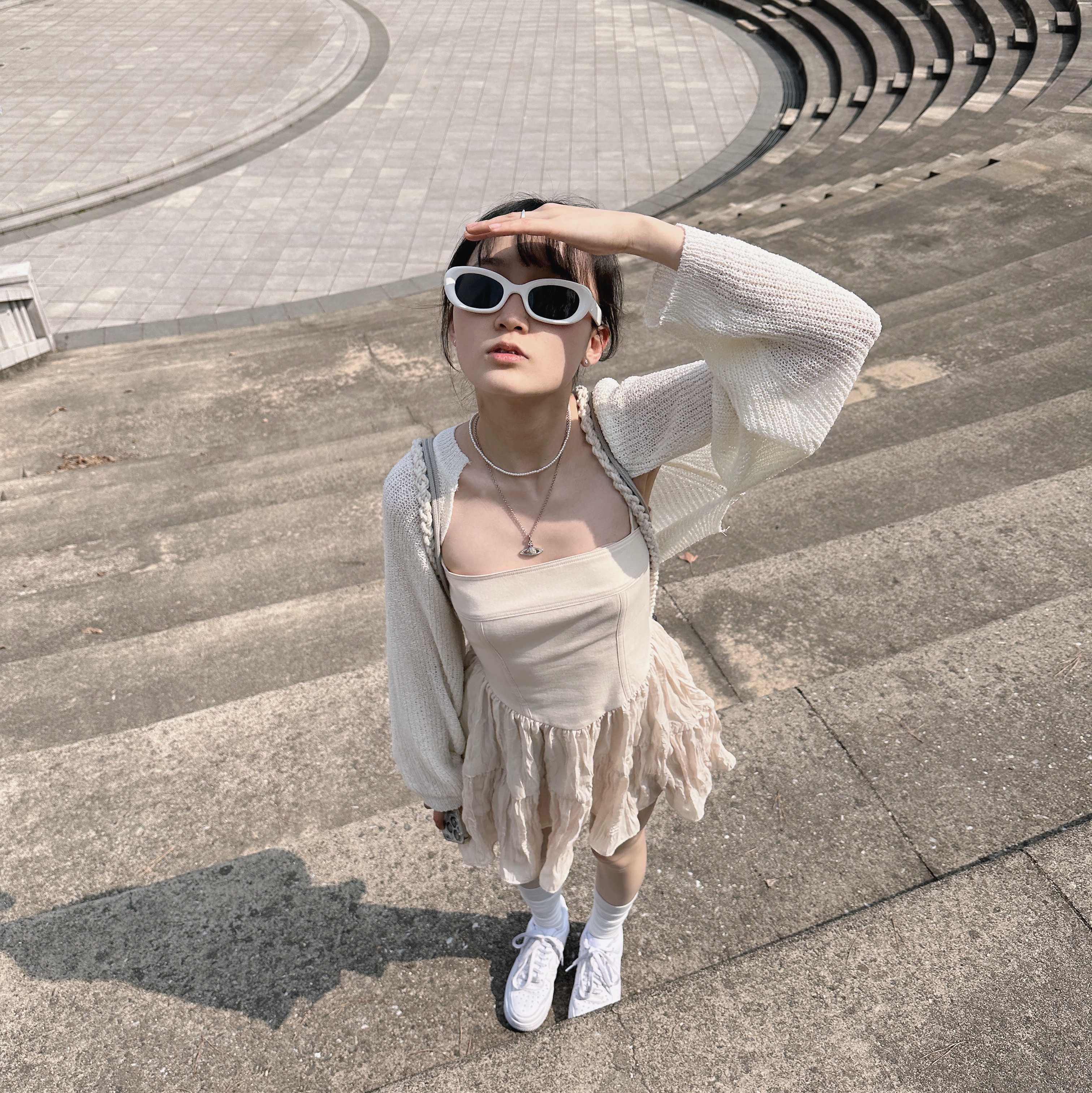 (W) Nike Air Force 1 '07 Low White, Gentle Monster x Maison Margiela MM004 White Black 착용 스타일 - 1