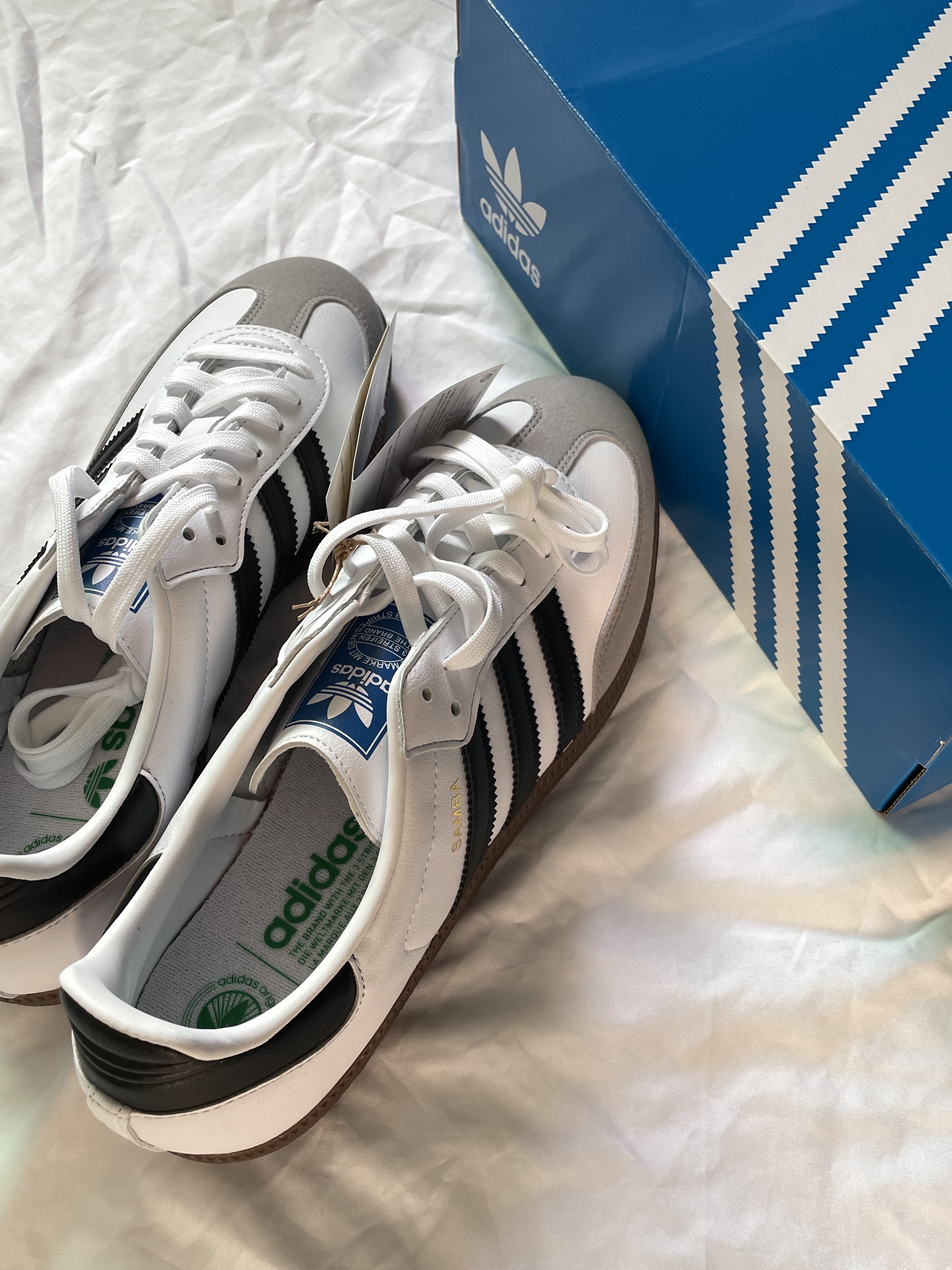 Adidas Samba Vegan White Black 착용 스타일