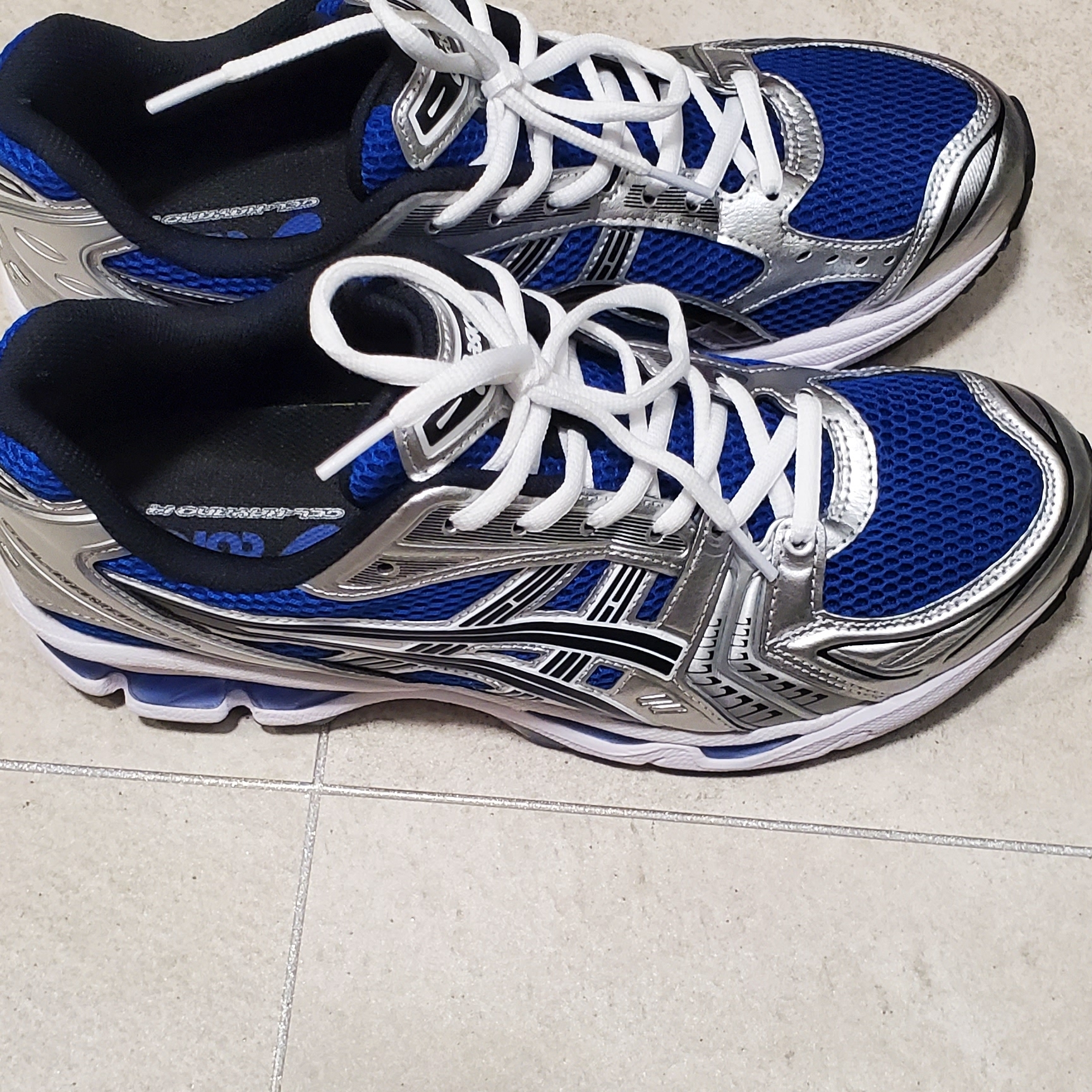 Asics Gel-Kayano 14 Monaco Blue Black 착용 스타일 - 2