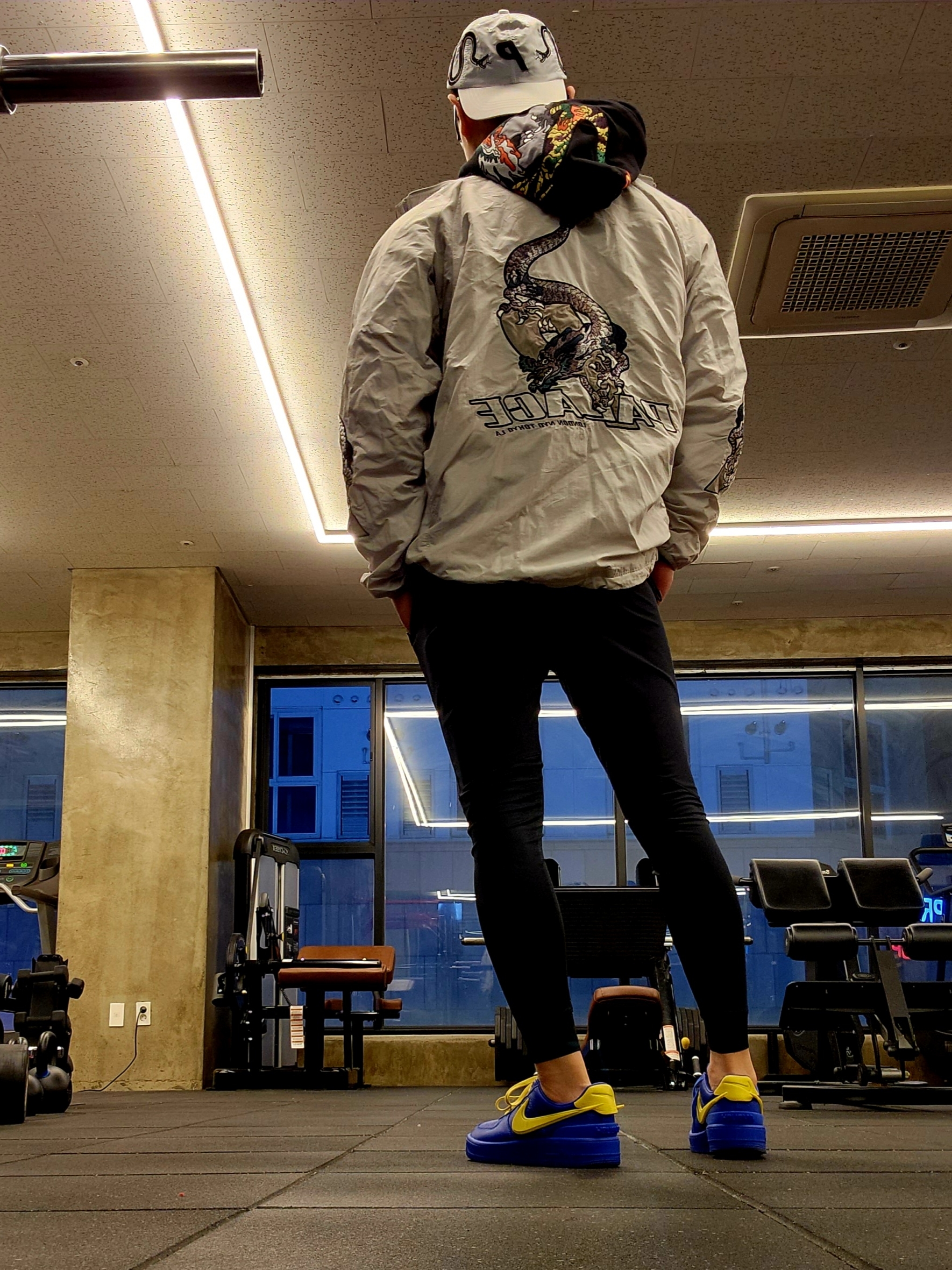 Palace Dragon P-3 Hood Black - 22FW, Nike x Ambush Air Force 1 Low SP Game Royal and Vivid Sulfur 착용 스타일 - 3