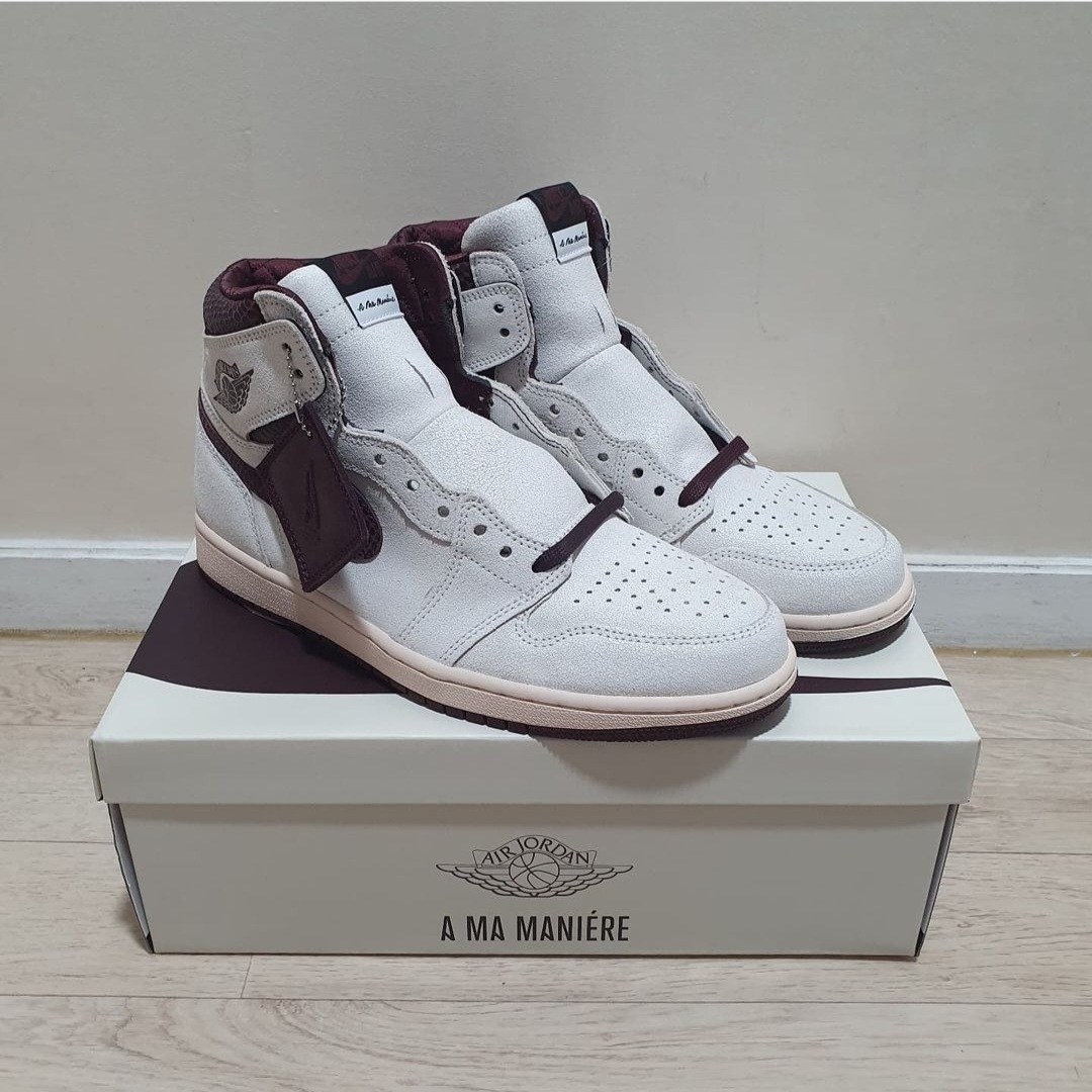 Jordan 1 x A Ma Maniere Retro High OG SP Sail and Burgundy 착용 스타일