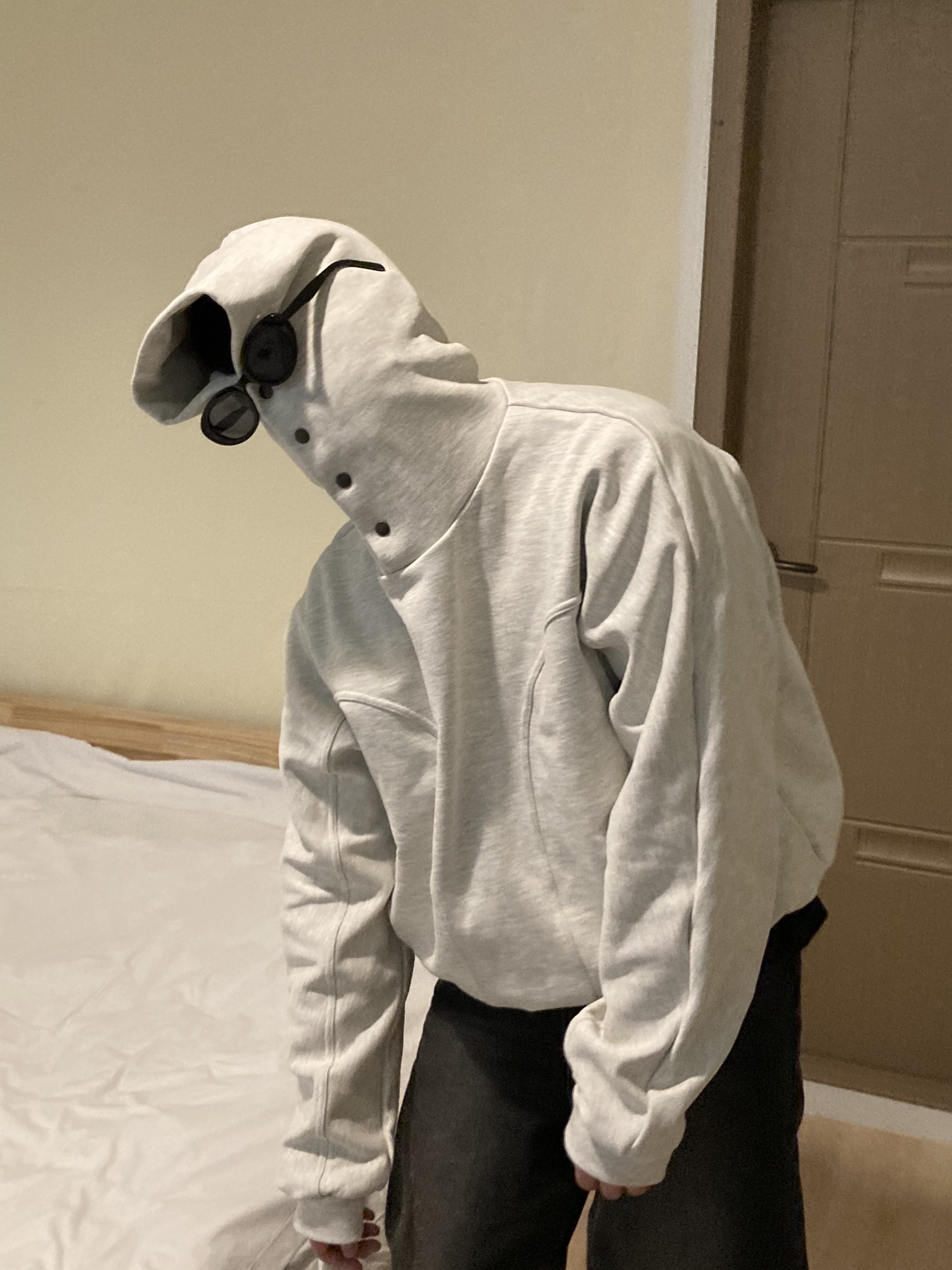 Grailz Geometry Hoodie Heather Grey 착용 스타일 - 3