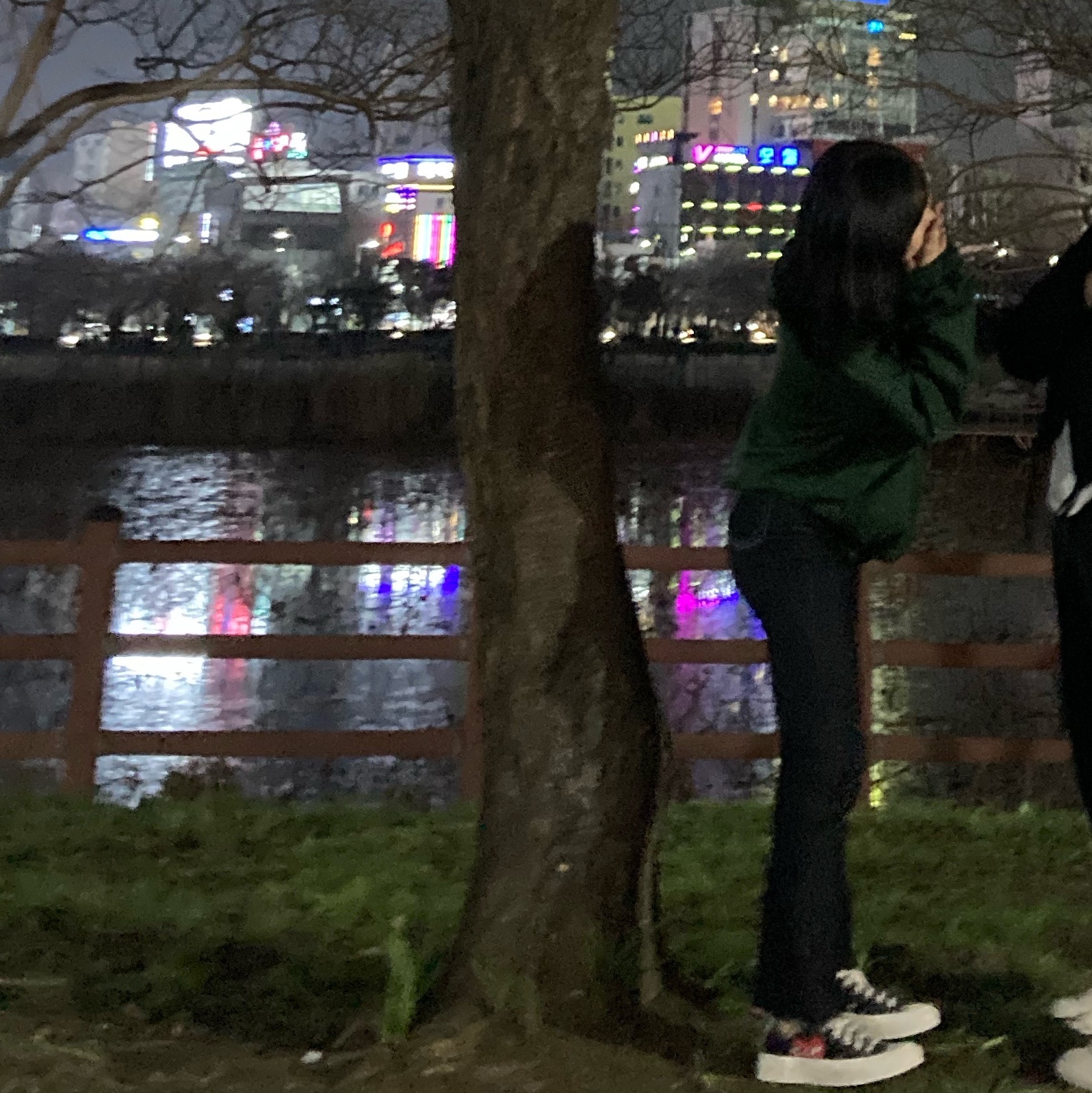 Converse x Play Comme des Garcons Chuck 70 Ox Black 착용 스타일 - 1