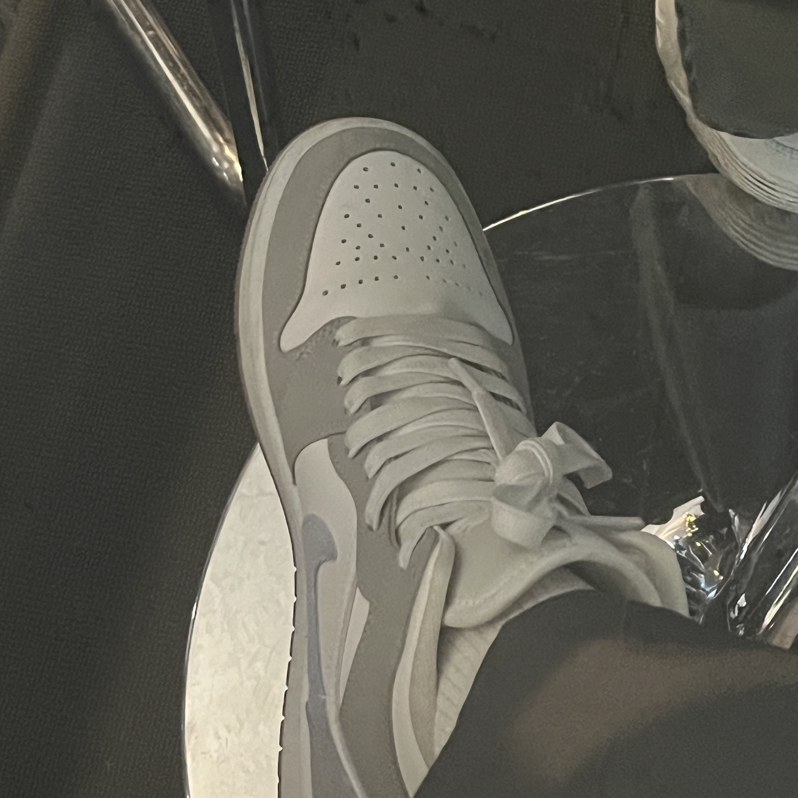(W) Jordan 1 Mid Wolf Grey 착용 스타일