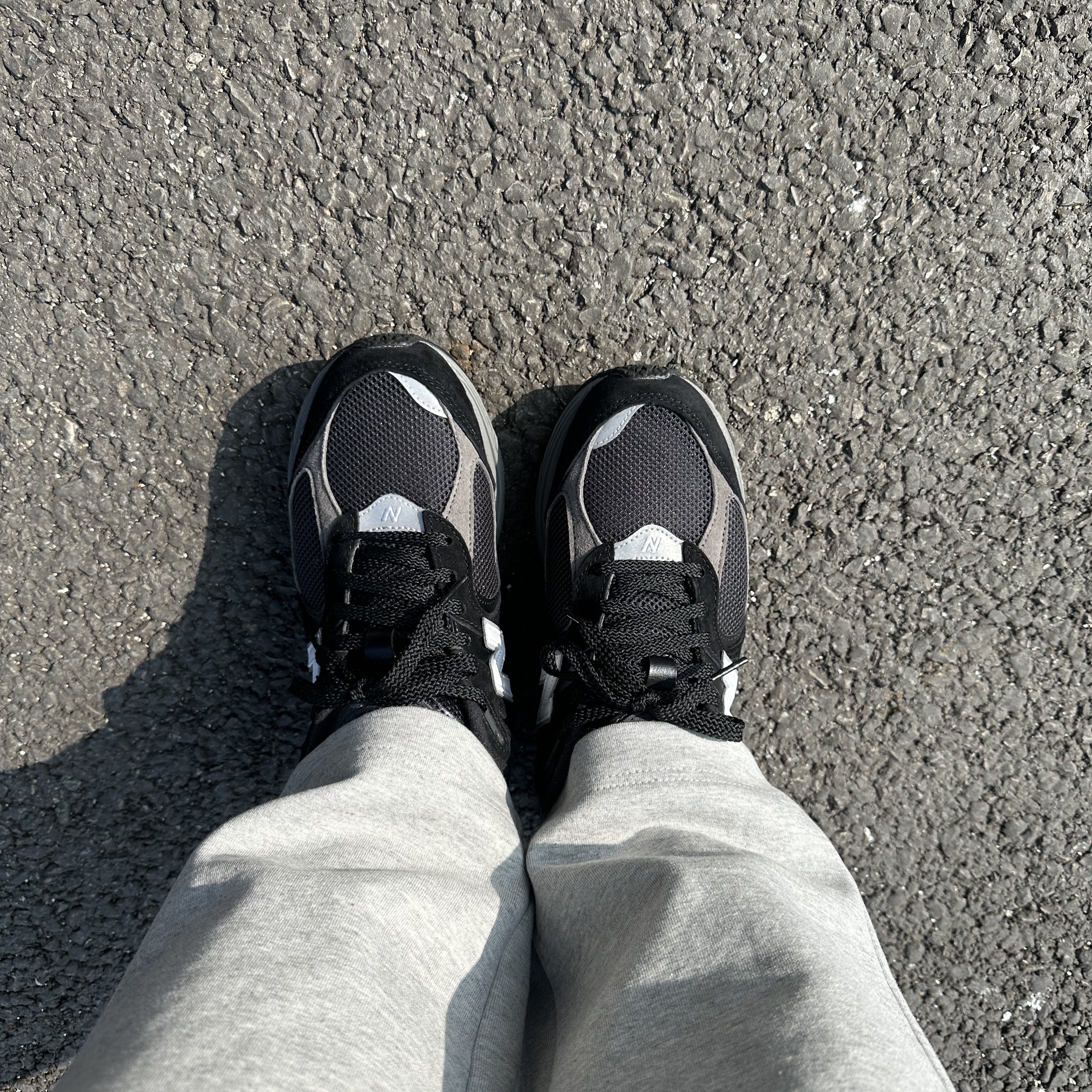 New Balance 2002R Black Dark Grey - JD Sports Exclusive 착용 스타일