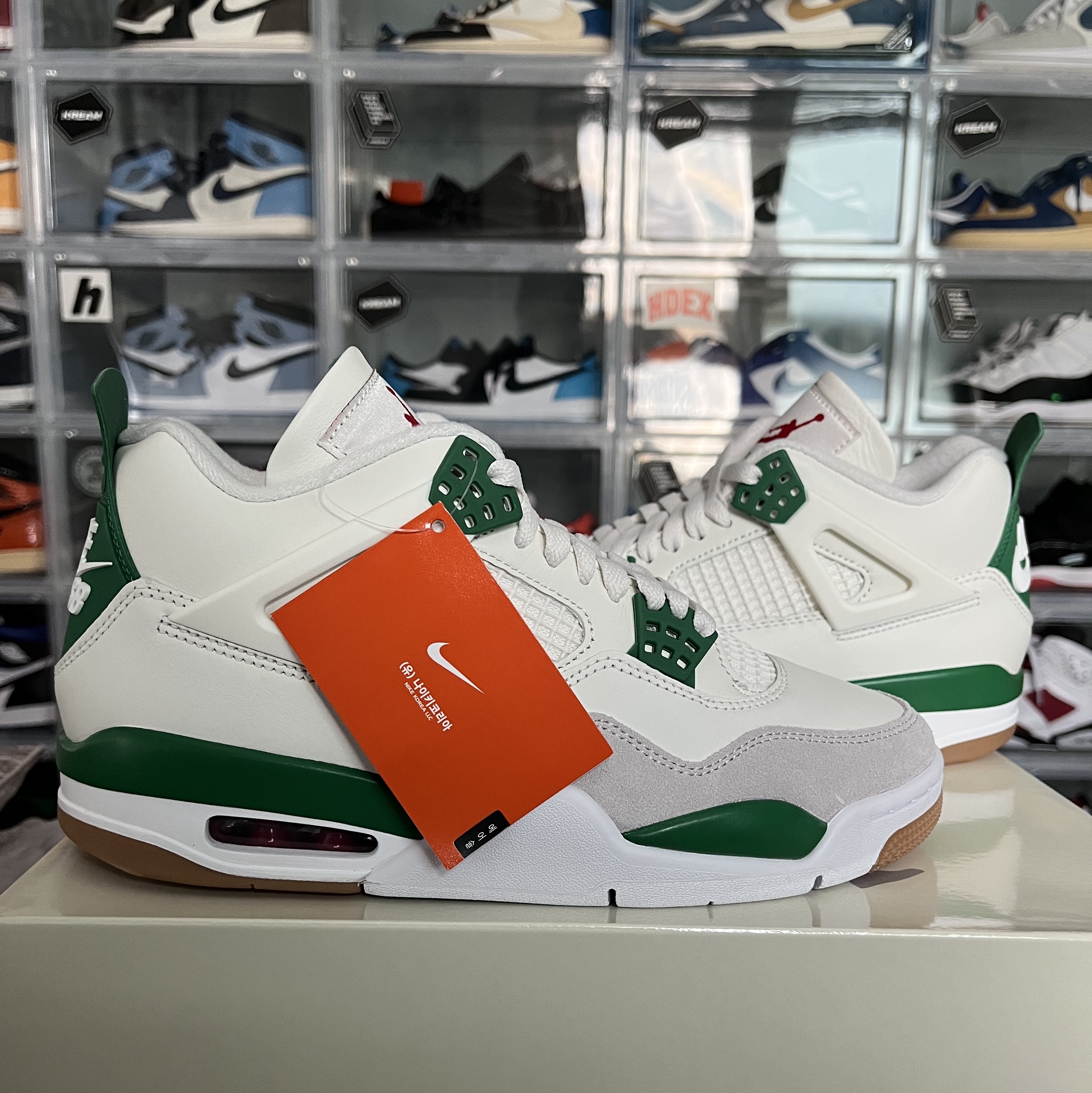 Jordan 4 x Nike SB Retro SP Pine Green 착용 스타일 - 2