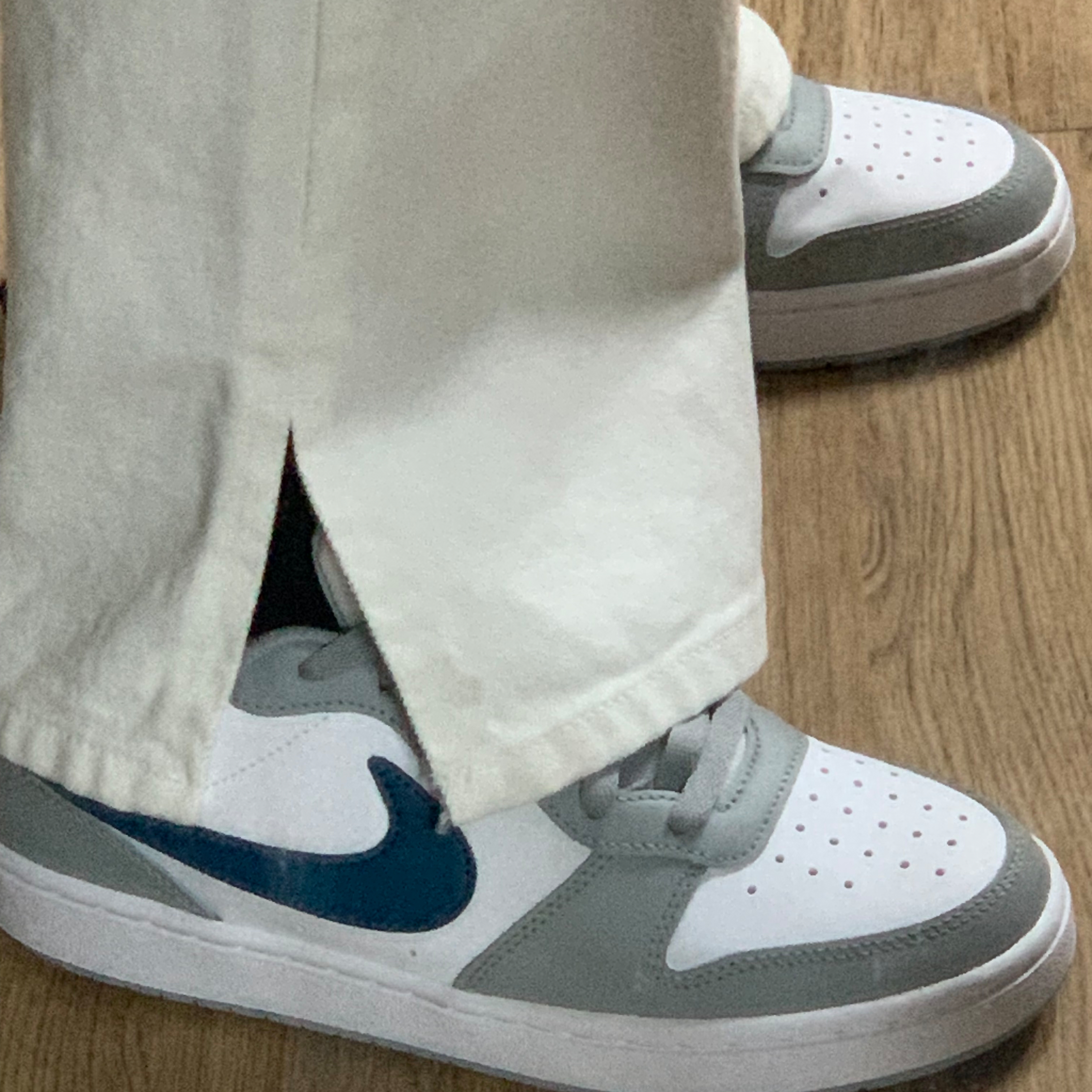 (GS) Nike Court Borough Low 2 Light Smoke Grey 착용 스타일 - 3