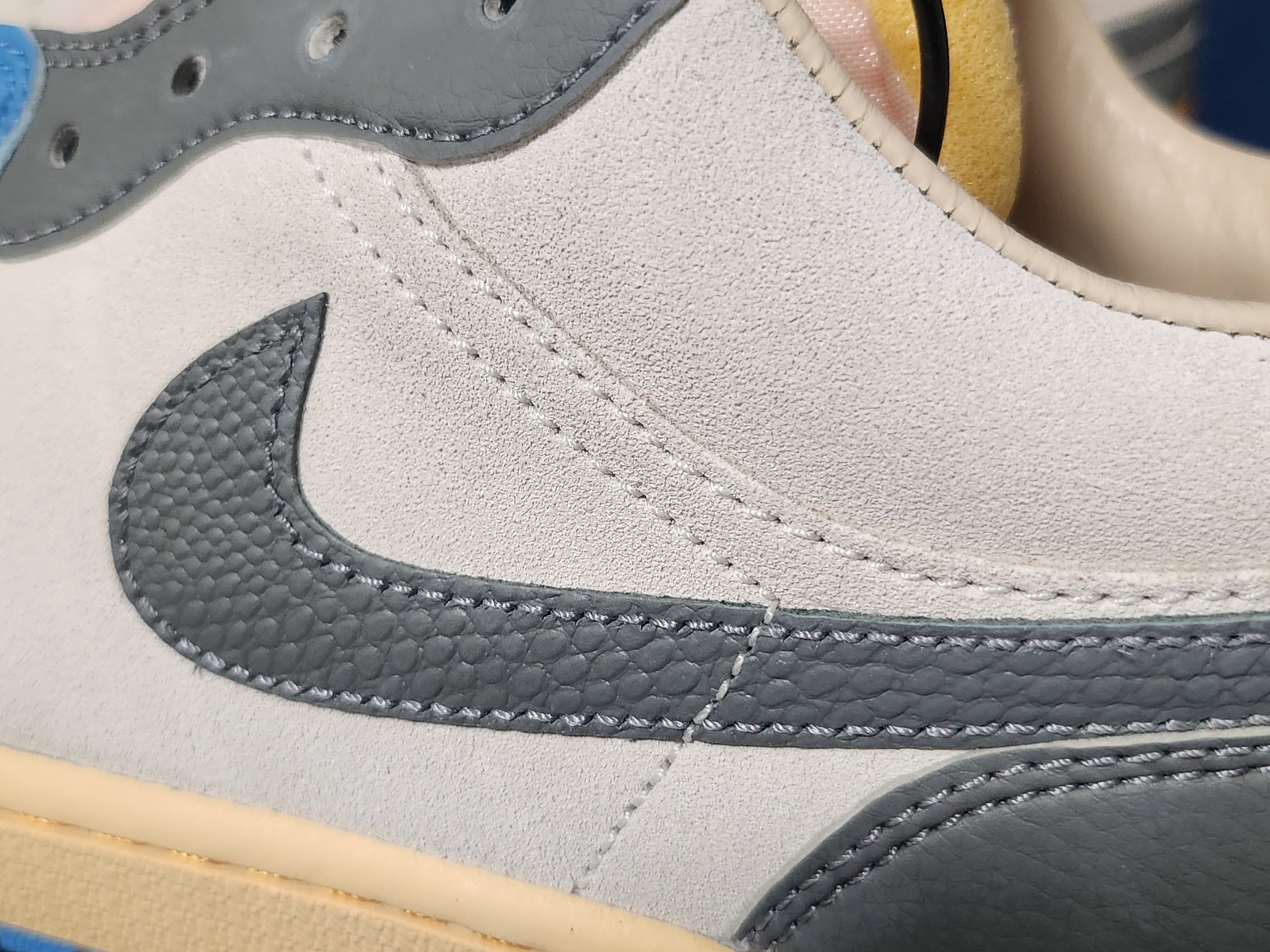 Jordan 1 Low SE Tokyo 96 착용 스타일 - 4