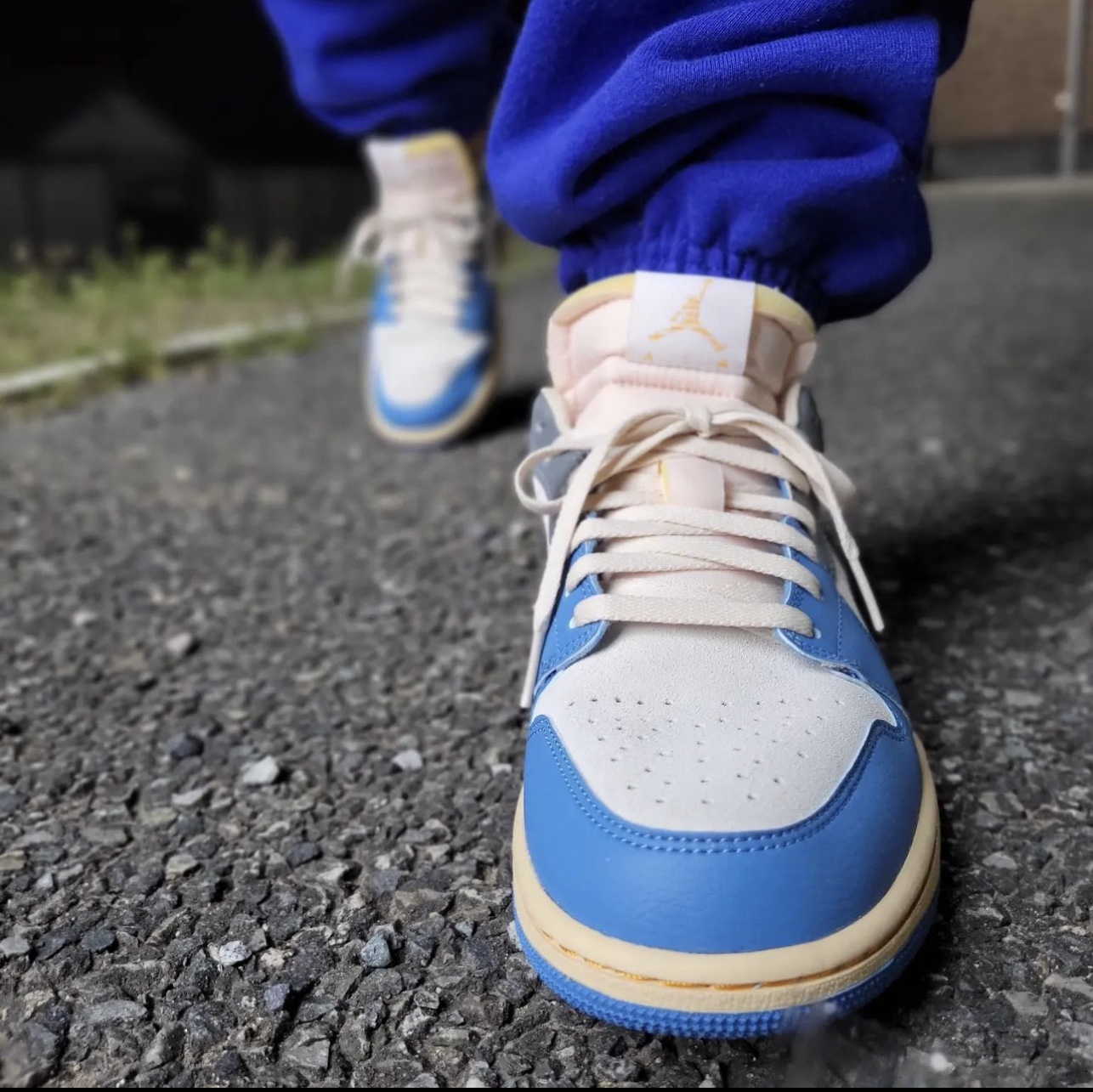 Jordan 1 Low SE Tokyo 96 착용 스타일 - 5