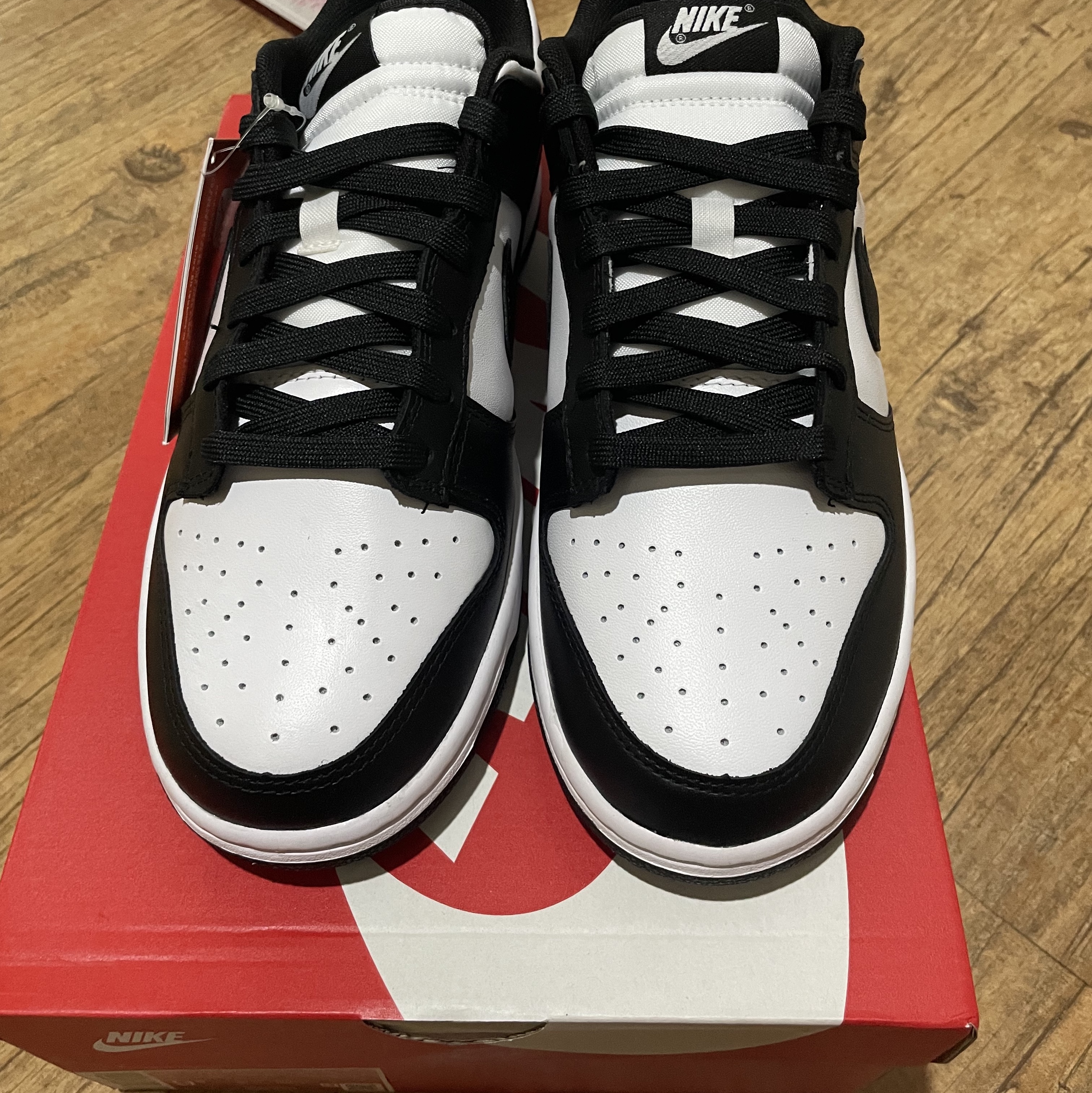 Nike Dunk Low Retro Black 착용 스타일