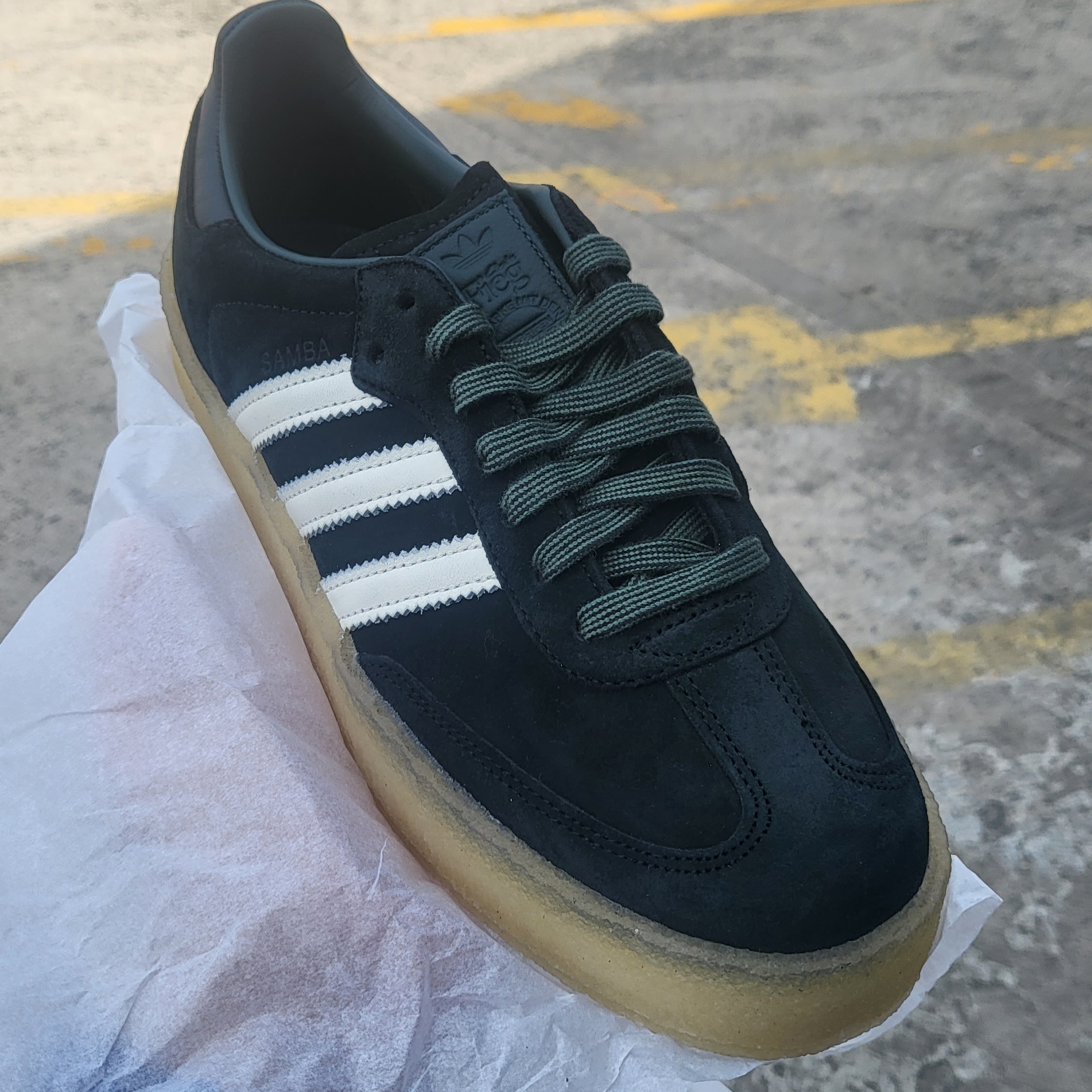 Adidas x Clarks x Ronnie Fieg 8th Street Samba Shadow Green 착용 스타일 - 1